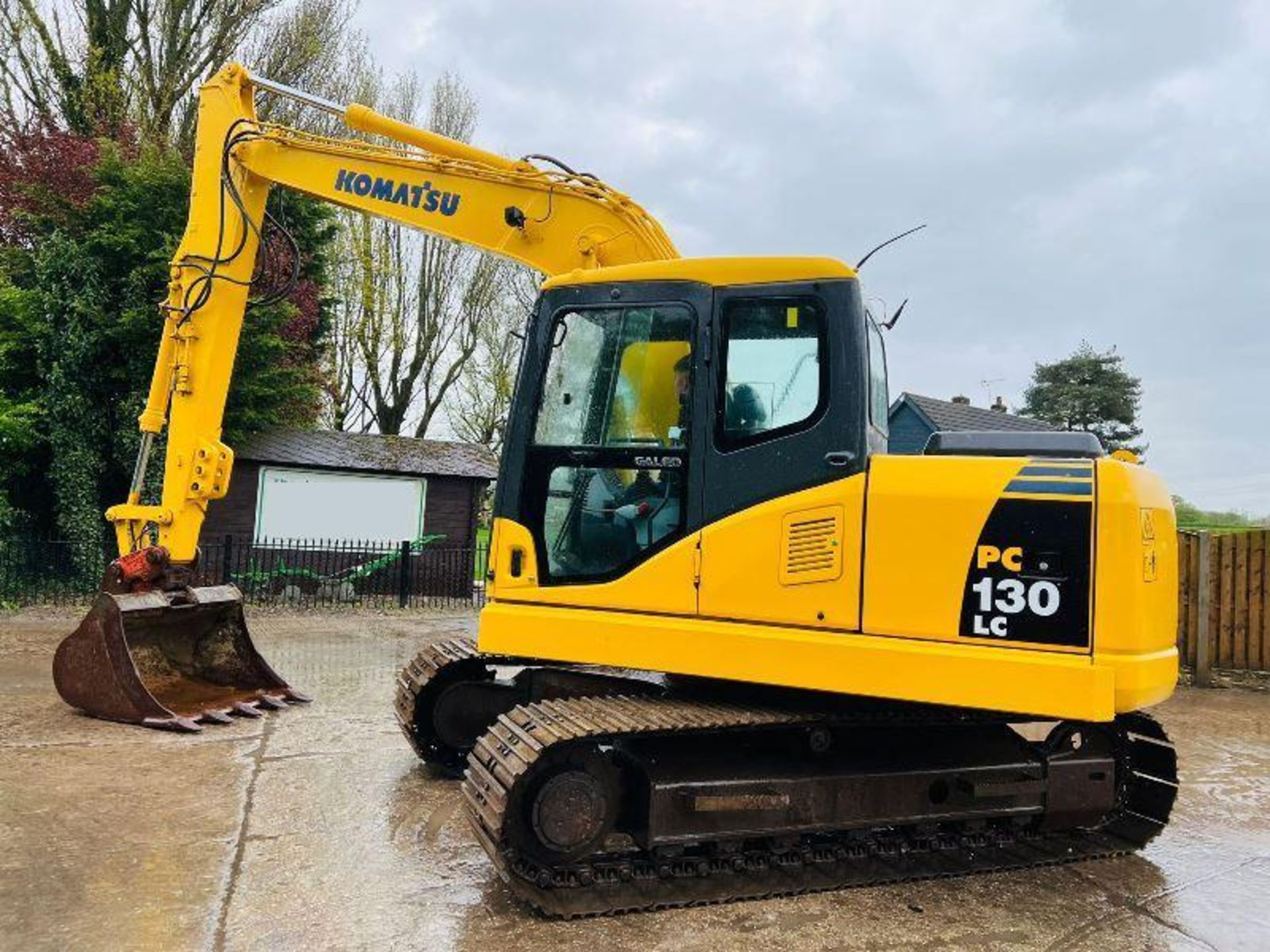 KOMATSU PC130 TRACKED EXCAVATOR C/W QUICK HITCH & BUCKET - Image 5 of 20