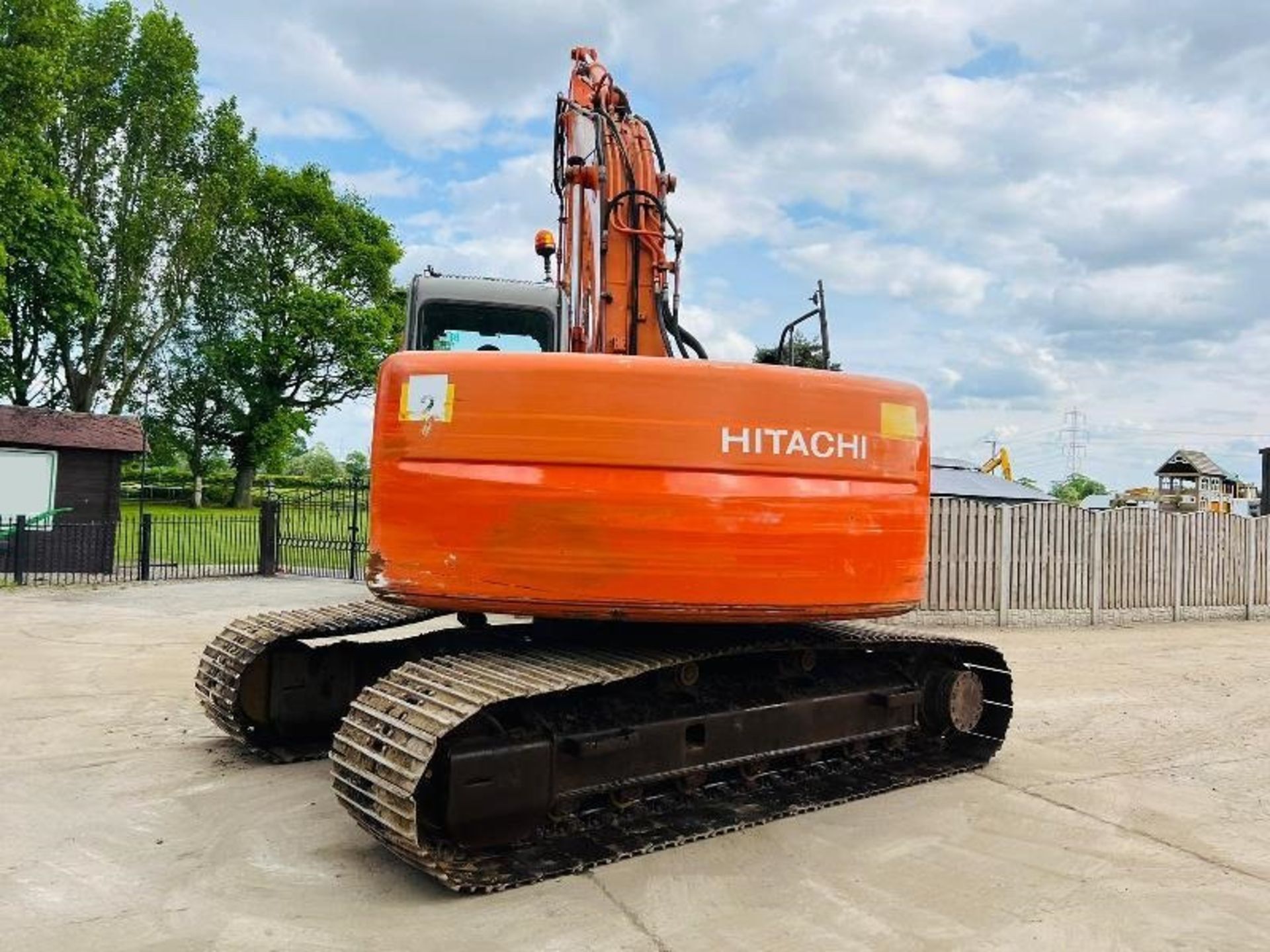 HITACHI ZX225USR TRACKED EXCAVATOR C/W QUICK HITCH - Image 4 of 13