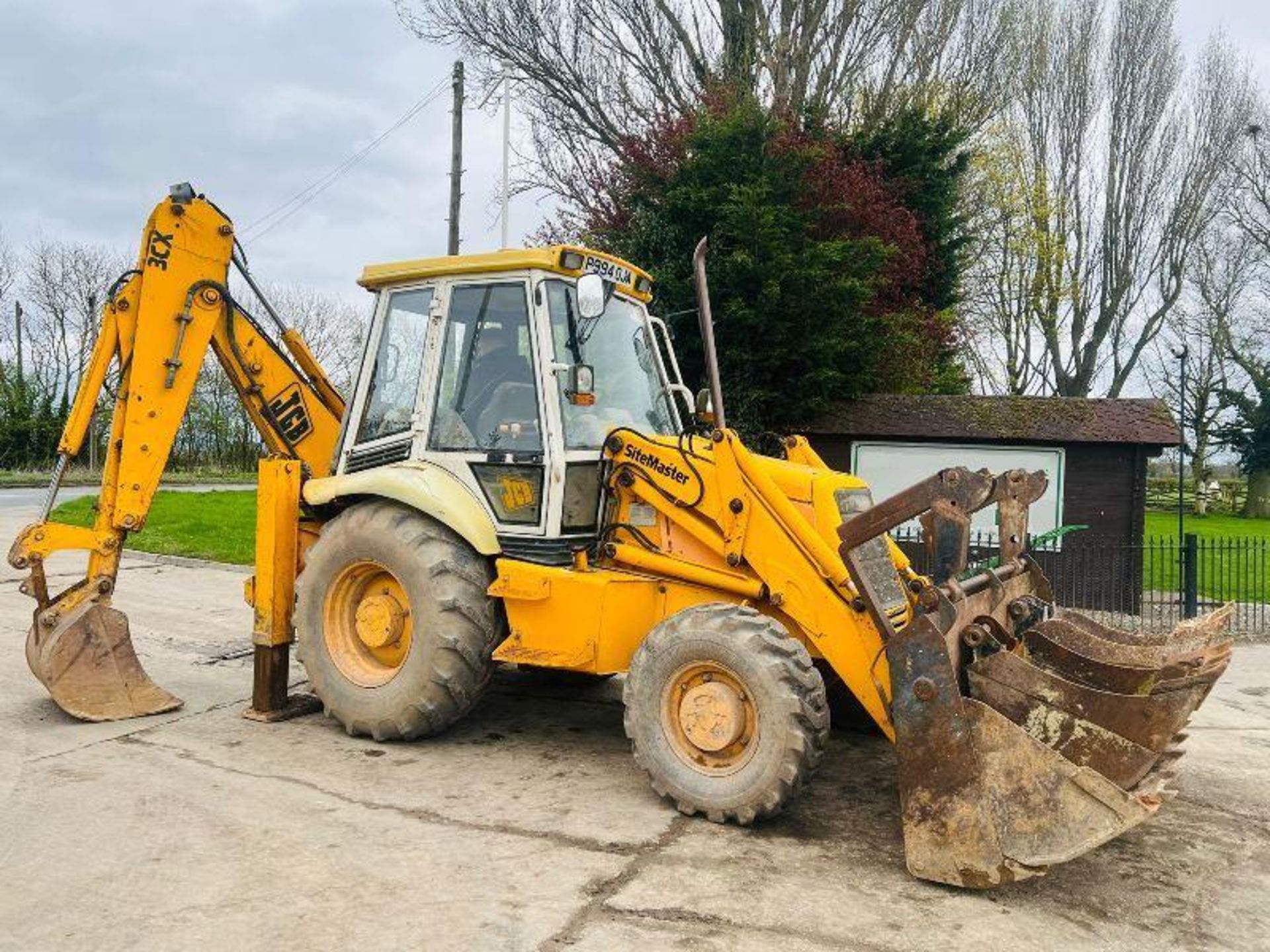 JCB 3CX 4WD PROJECT 8 BACKHOE DIGGER C/W EXTENDING DIG