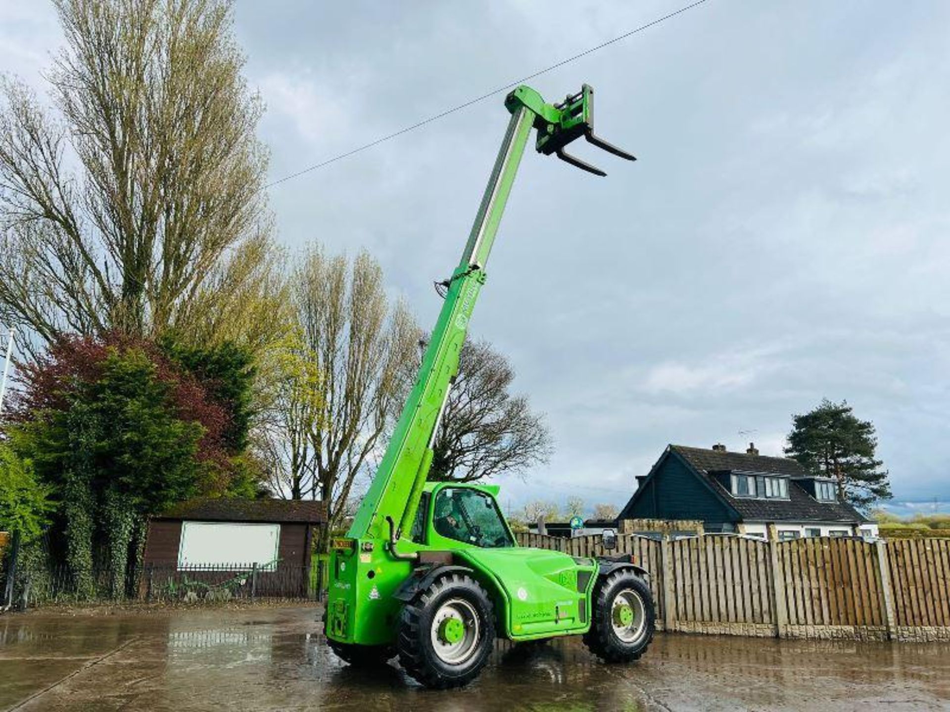 MERLO P55.9 4WD TELEHANDLER *YEAR 2013, 9 METER, 5.5 TON LIFT* C/W PALLET TINES - Image 19 of 20