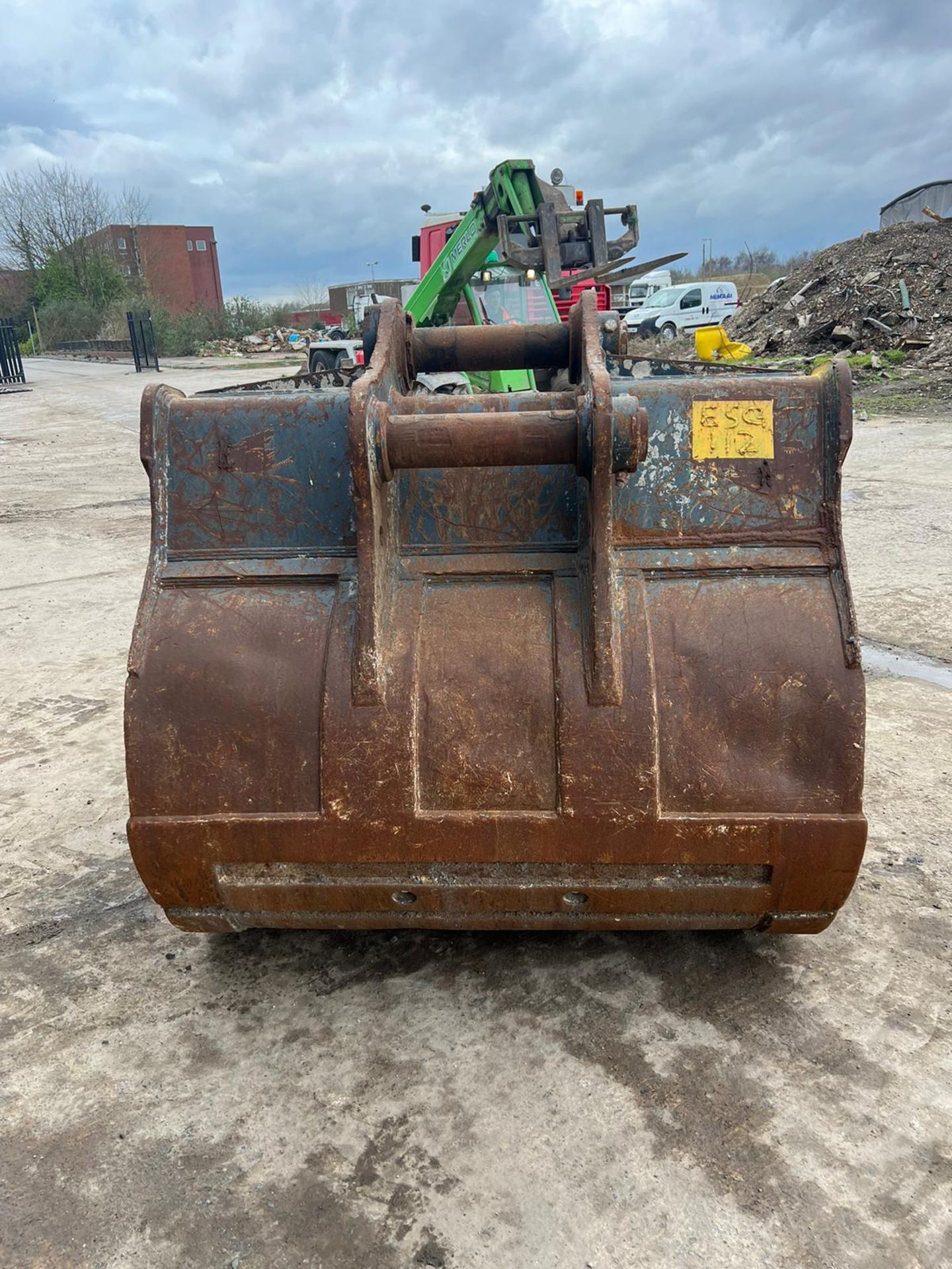 DIGGER BUCKET - 1780B, 580GP, 120 PINS - Image 2 of 3