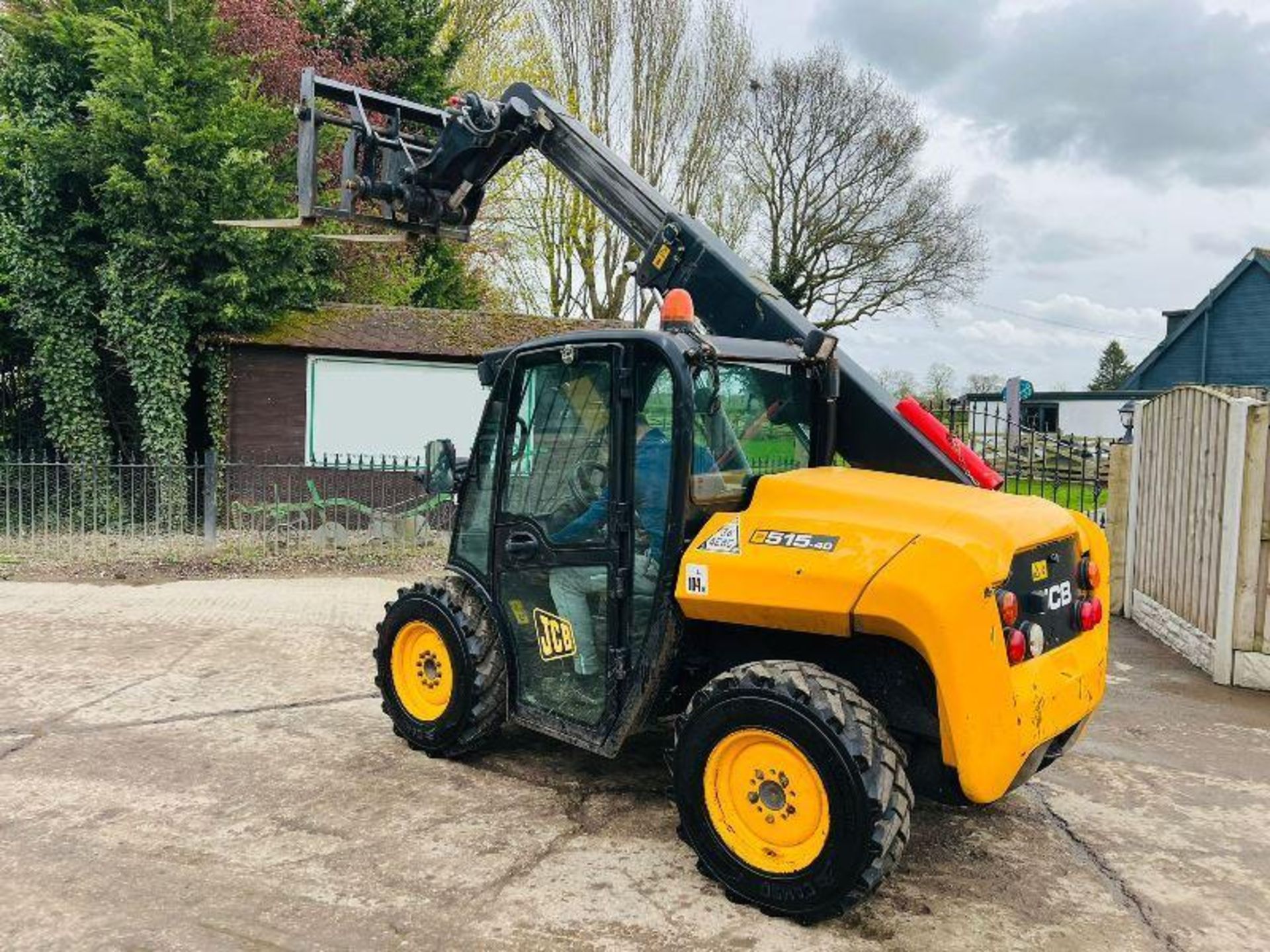 JCB 515-40 4WD TELEHANDLER C/W PALLET TINES - Image 6 of 20