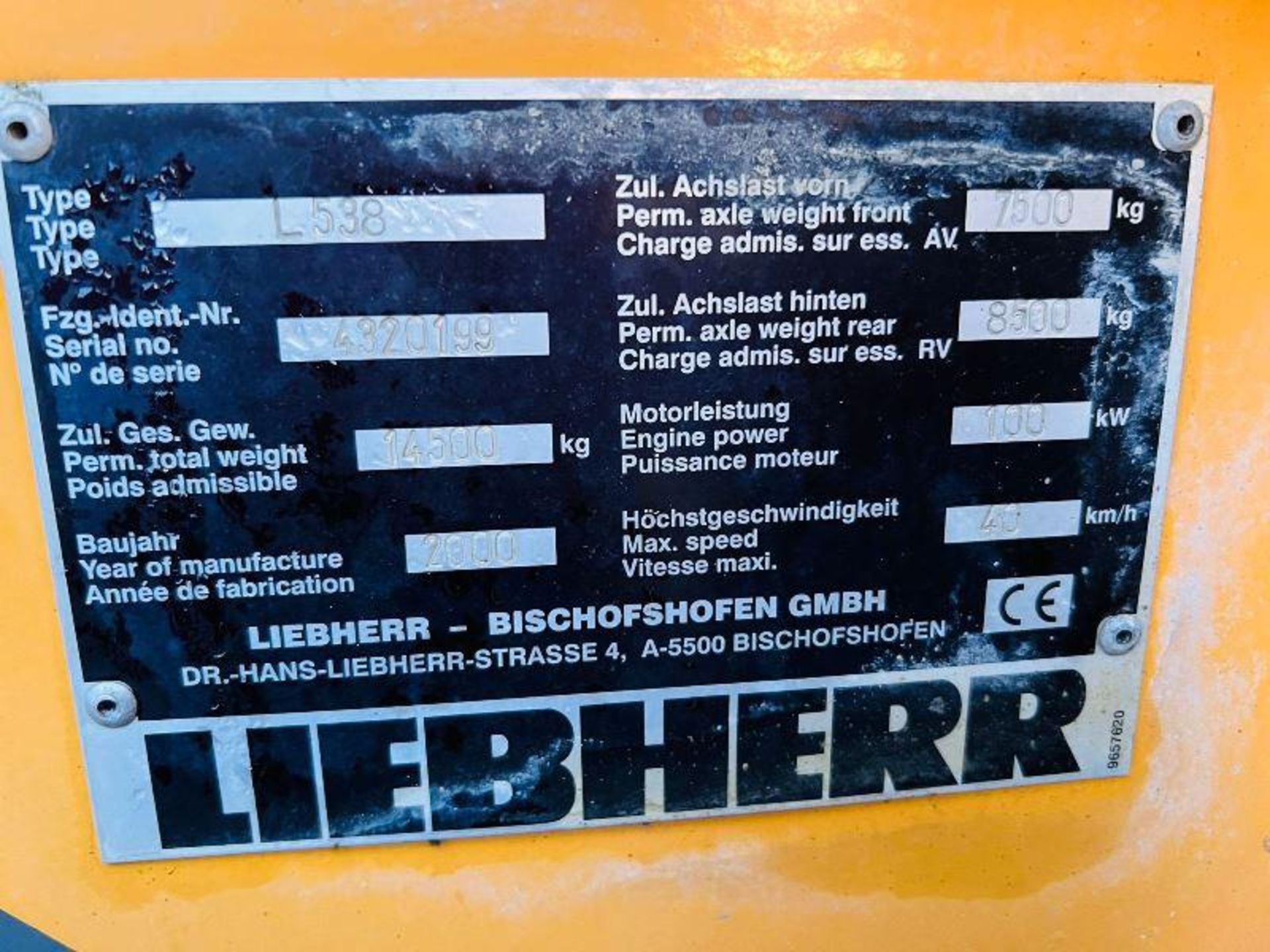 LIEBHERR L538 4WD LOADING SHOVEL C/W BUCKET - Bild 16 aus 17