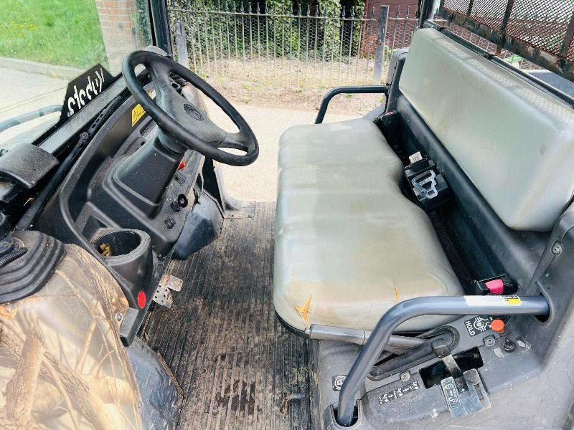 KUBOTA RTV900-EU 4WD DIESEL UTV *YEAR 2014 * C/W POWER STEERING - Bild 8 aus 13