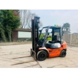 TOYOTA 25 DIESEL FORKLIFT C/W PALLET TINES