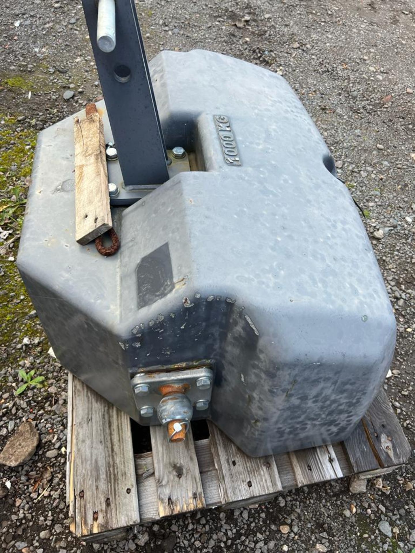 1000KG TRACTOR WEIGH BLOCK - Bild 3 aus 3