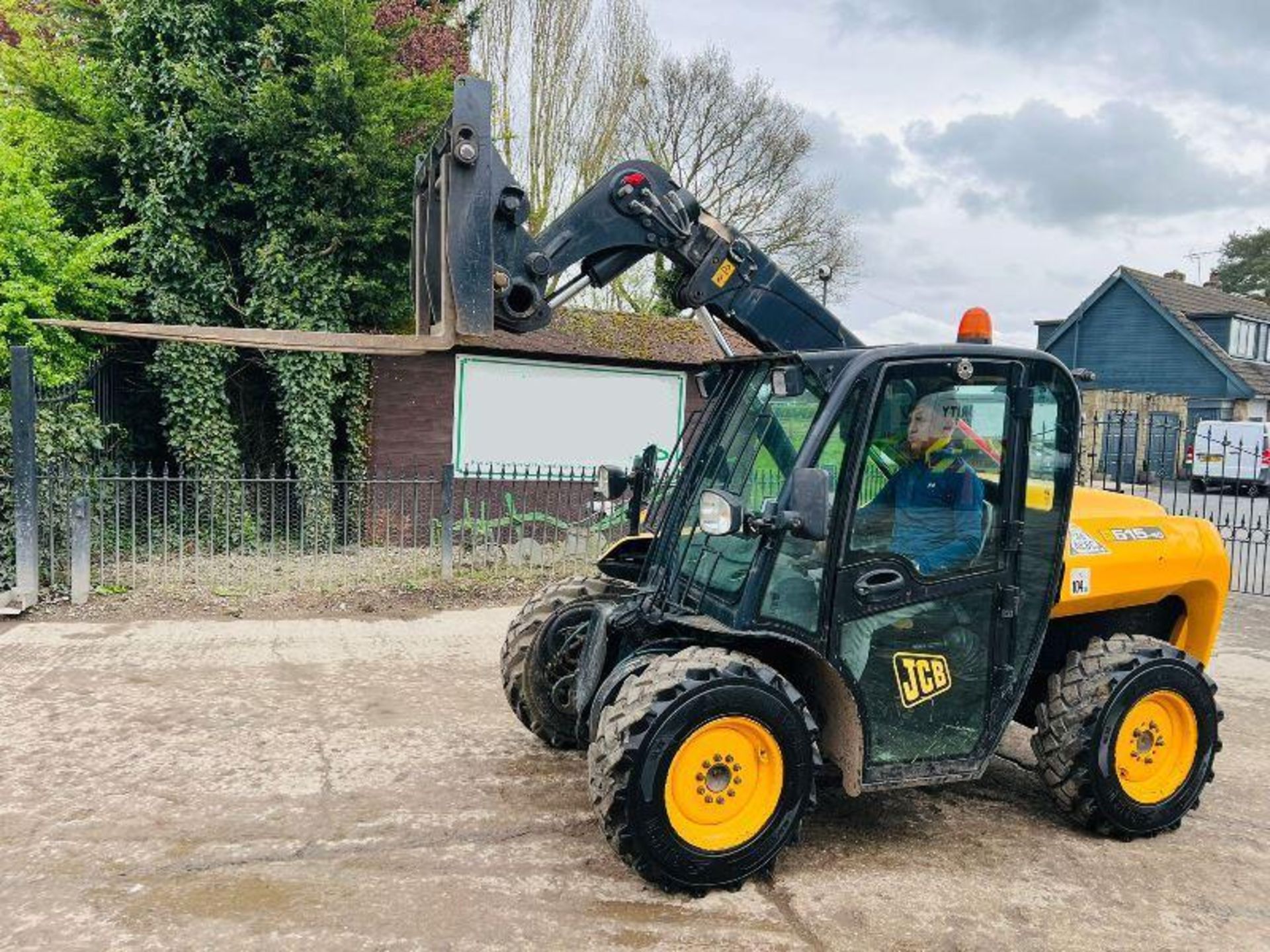 JCB 515-40 4WD TELEHANDLER C/W PALLET TINES - Image 11 of 20