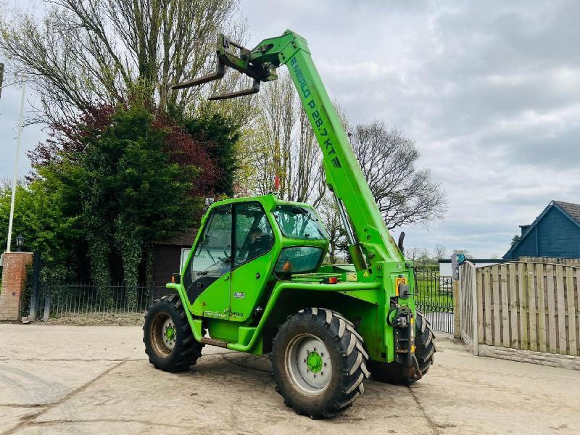 MERLO P28.7 4WD TELEHANDLER*AG SPEC* C/W PICK UP HITCH   - Bild 4 aus 14