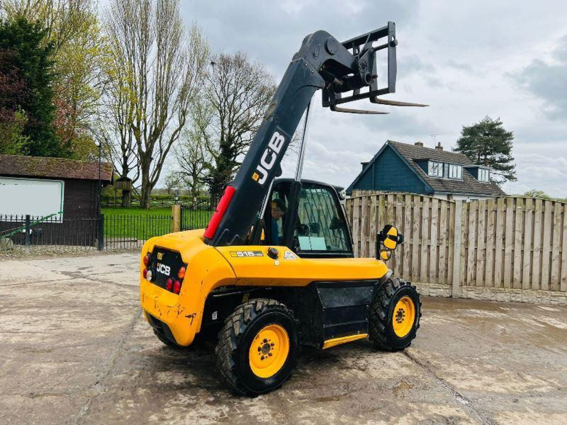 JCB 515-40 4WD TELEHANDLER C/W PALLET TINES - Image 8 of 20