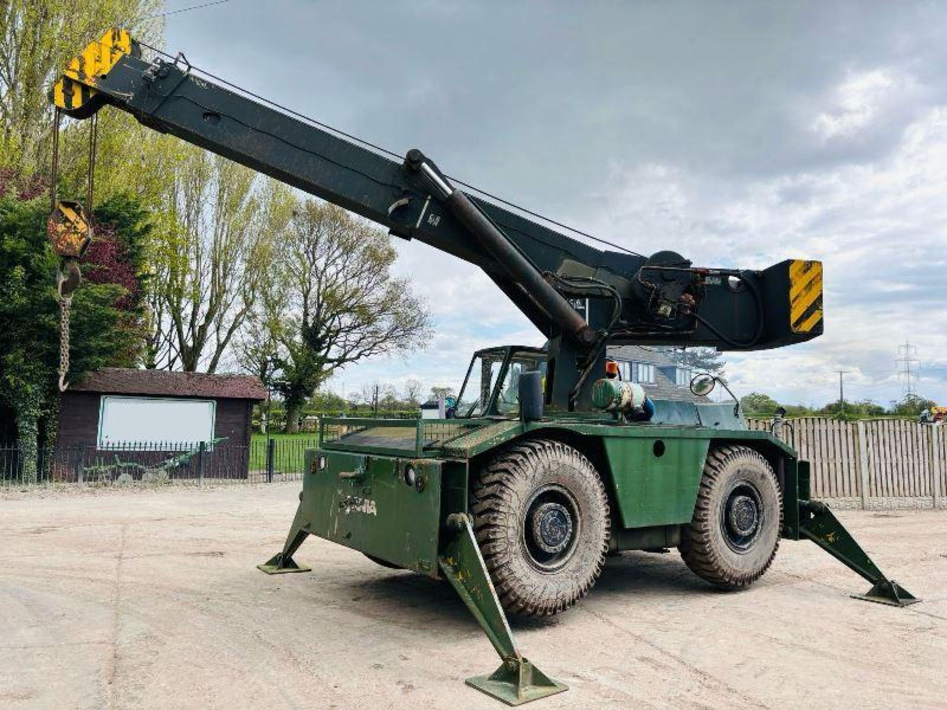 RAPIER 12 TON MOBILE CRANE *ROAD REGISTERED* 