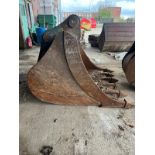 DIGGER BUCKET - 1440B, 460PG, 80 PINS