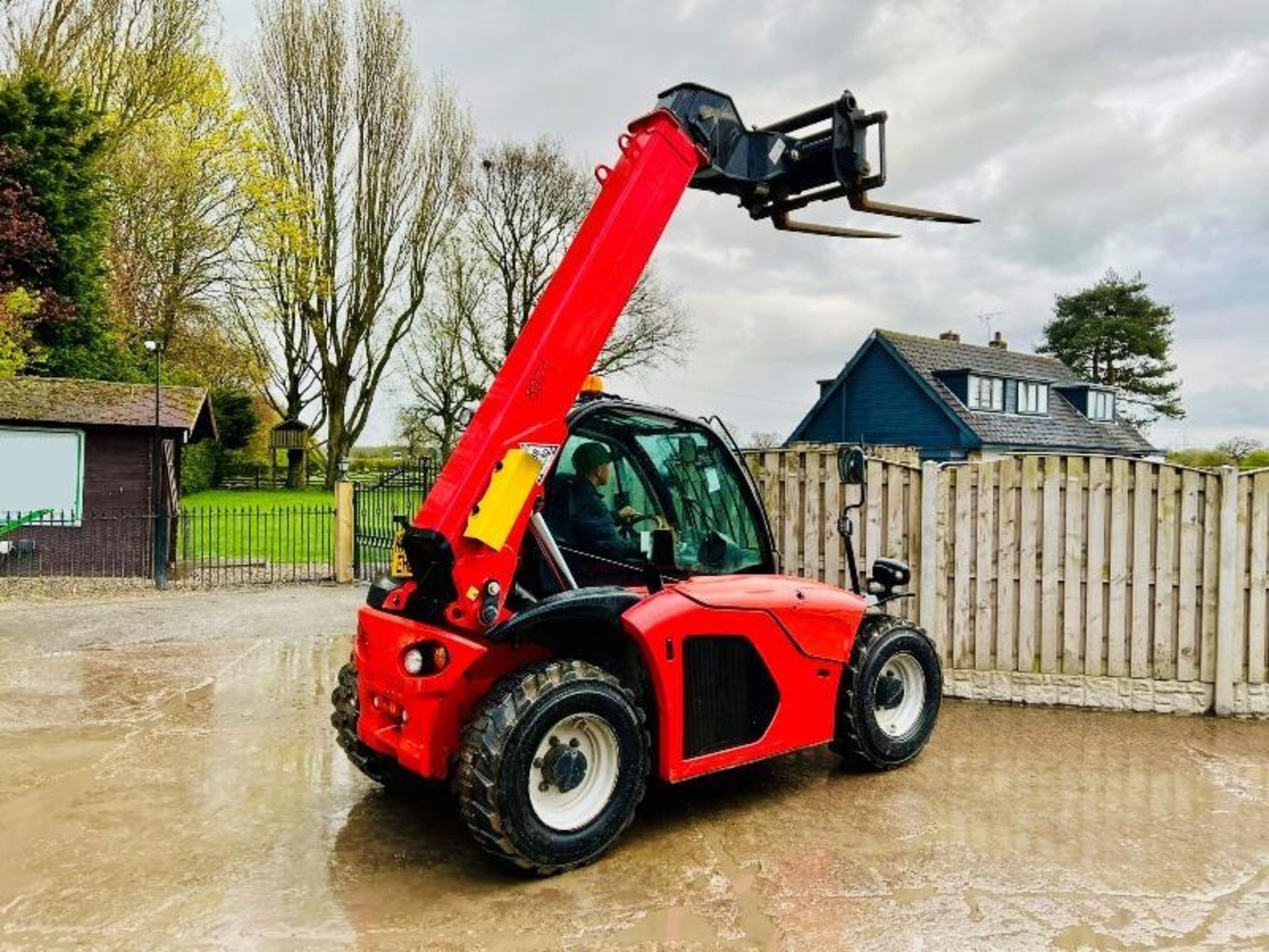 MANITOU MT420 COMFORT TURBO 4WD TELEHANDLER *YEAR 2017, 1772 HOURS* C/W PALLET TINES - Image 4 of 19