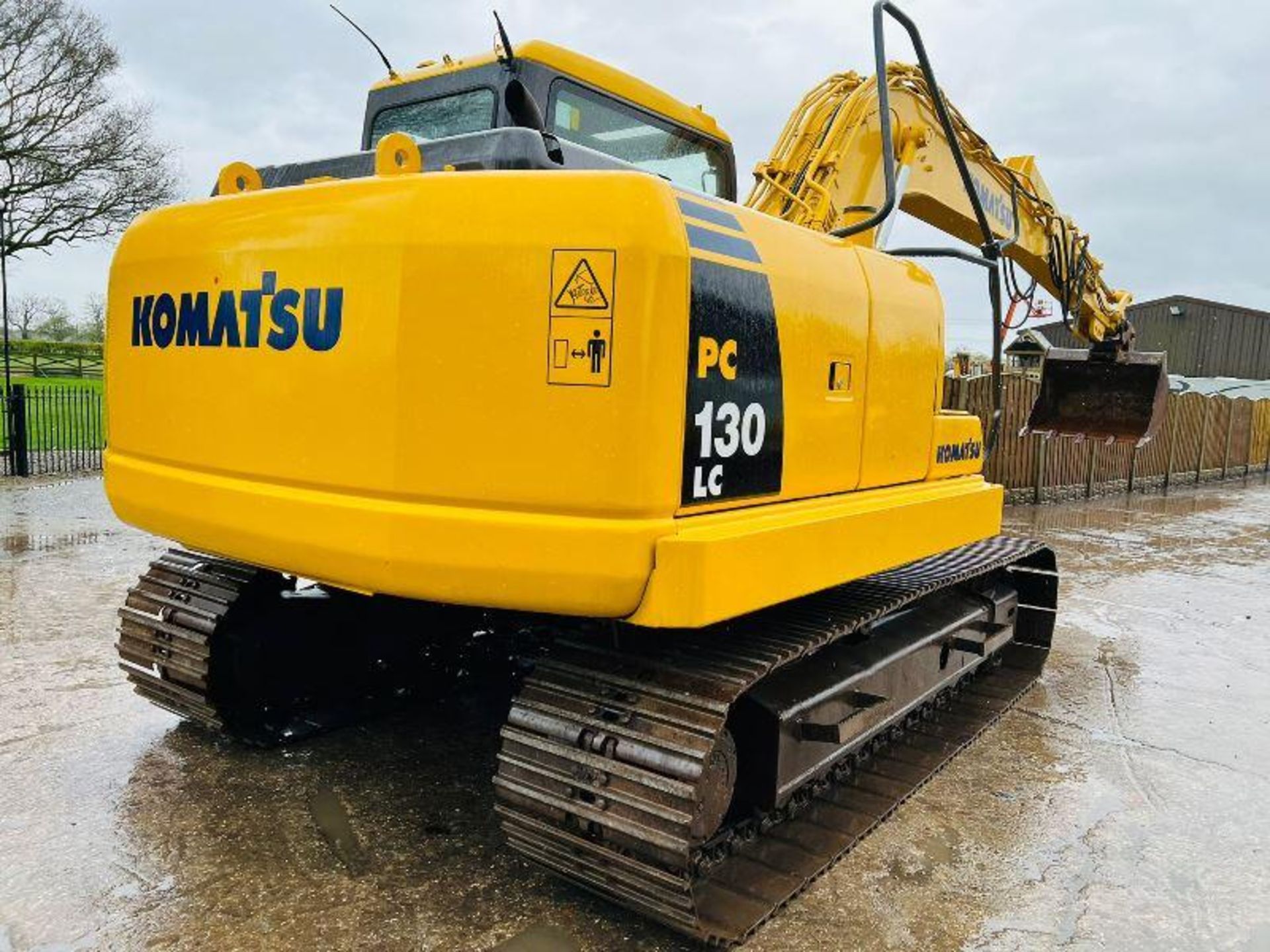 KOMATSU PC130 TRACKED EXCAVATOR C/W QUICK HITCH & BUCKET - Image 11 of 20