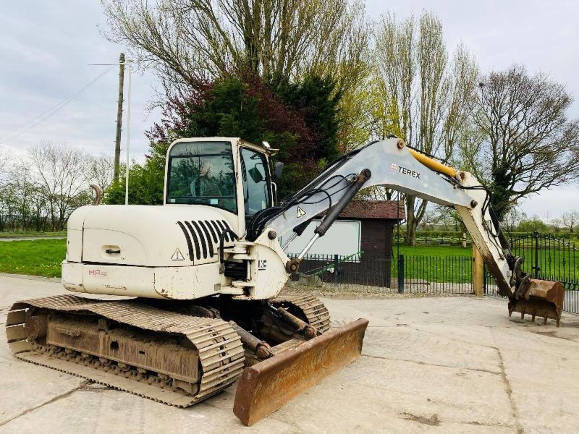 TEREX HR42 EXCAVATOR *ZERO SWING* C/W QUICK HITCH & BUCKET - Image 17 of 17