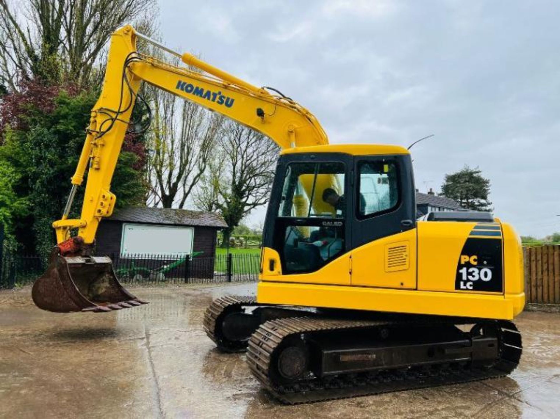 KOMATSU PC130 TRACKED EXCAVATOR C/W QUICK HITCH & BUCKET - Bild 17 aus 20