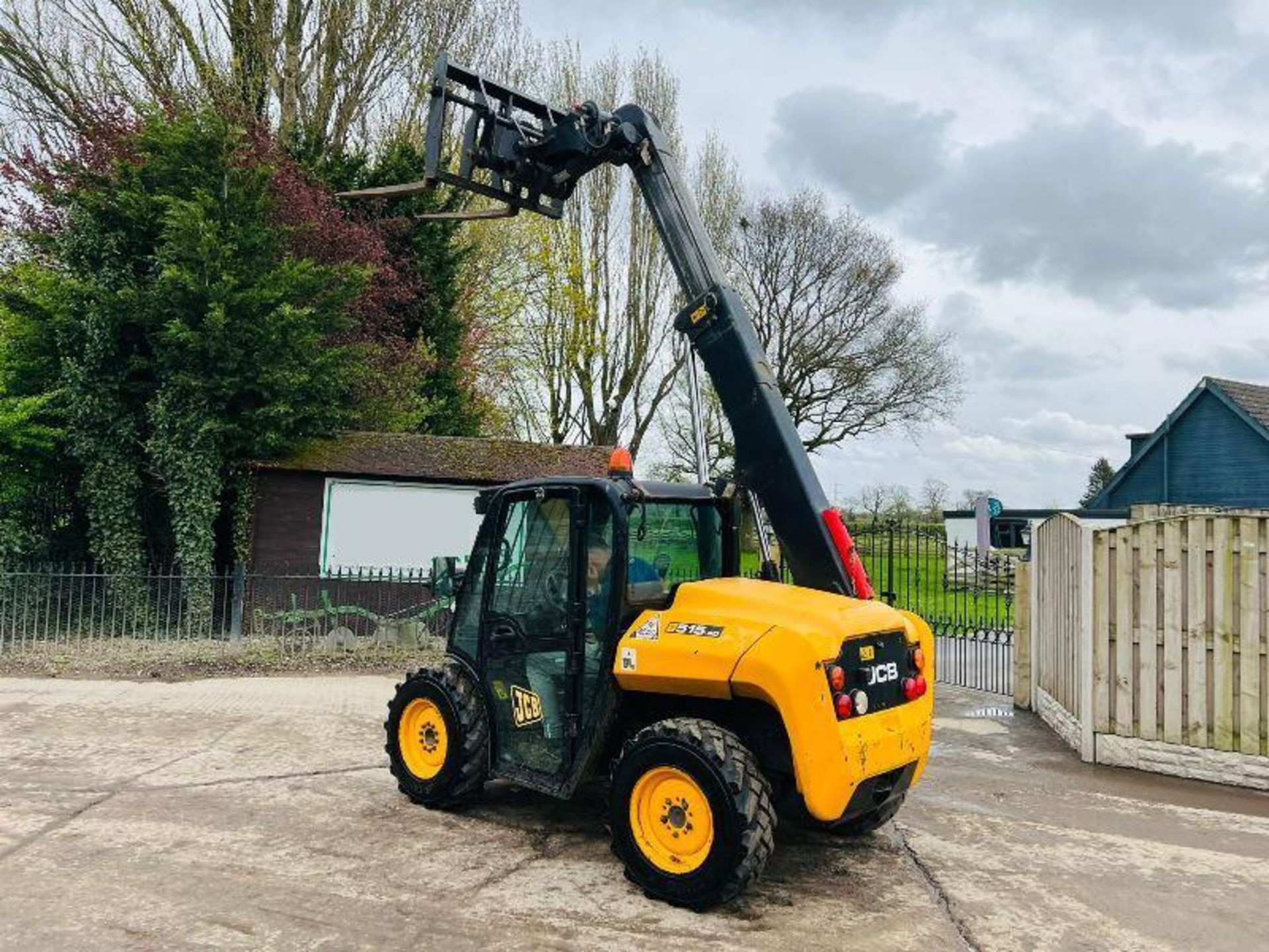 JCB 515-40 4WD TELEHANDLER C/W PALLET TINES - Image 9 of 20