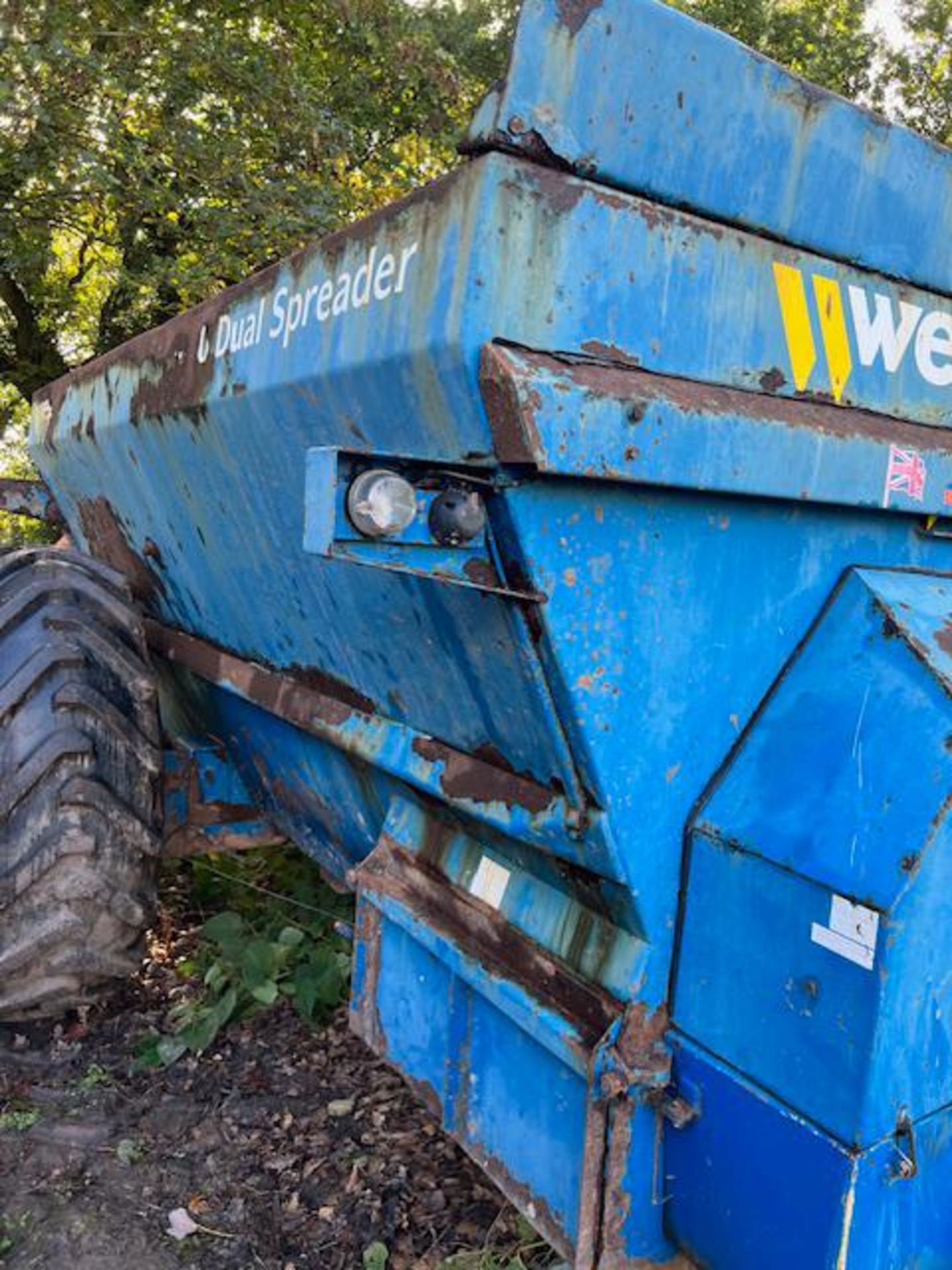 WEST 1600 SIDE DISCHARGE MUCK SPREADER - Image 4 of 9