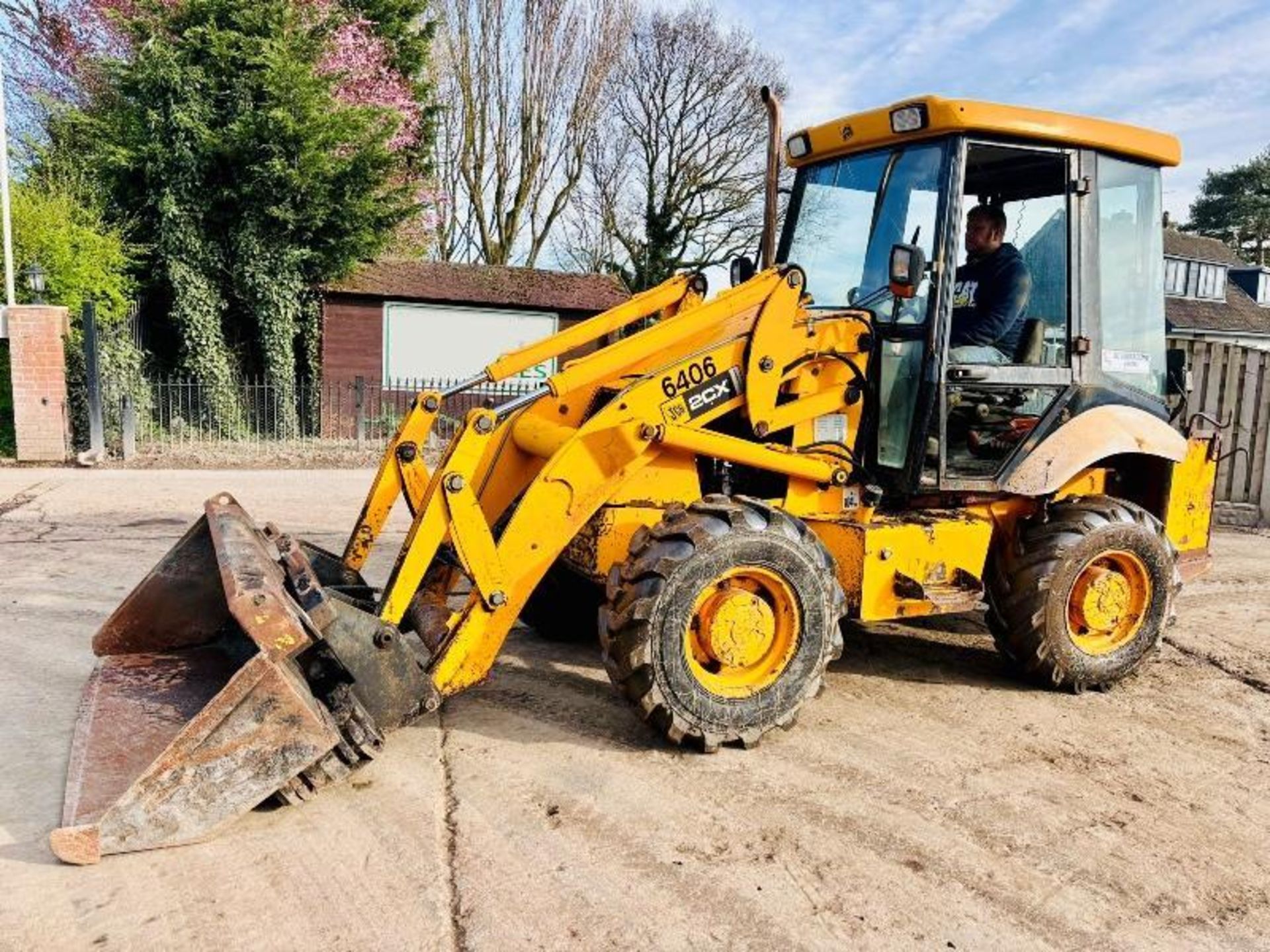 JCB 2CX 4WD LOADING SHOVEL C/W 4 WHEEL STEER & SIDE TIP BUCKET - Bild 5 aus 16