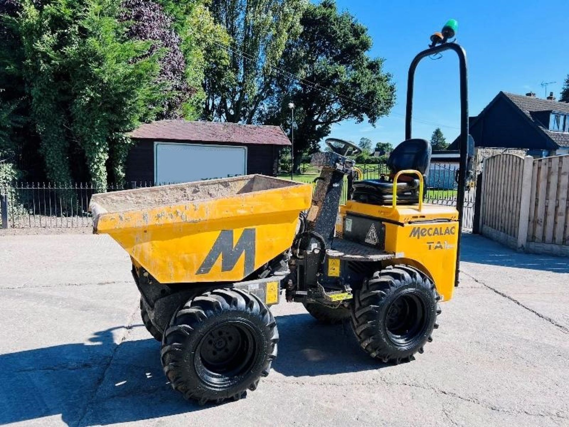 MECALAC TA1 1 TON HIGH TIP DUMPER *YEAR 2018* - Image 2 of 12