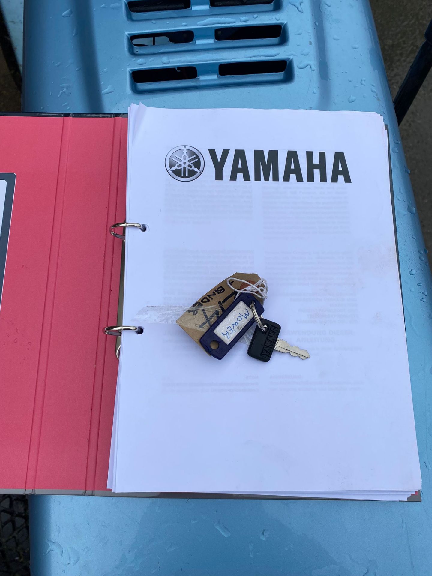 YAMAHA YT3600 RIDE ON MOWER VINTAGE WITH KEYS AND MANUAL - Image 5 of 5