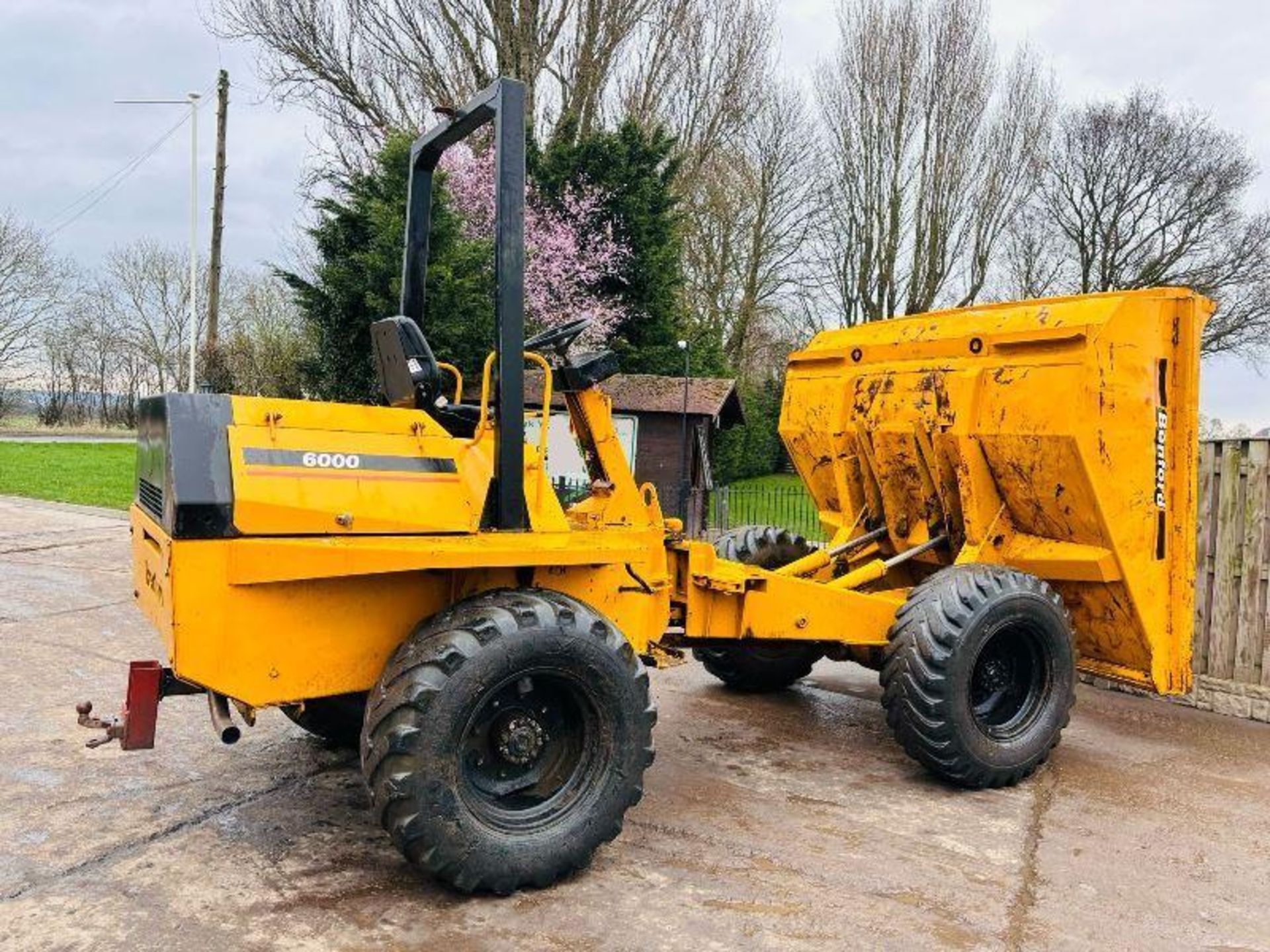 BENFORD 6000 4WD DUMPER C/W ROLE BAR, DEUTZ ENGINE - Image 2 of 15