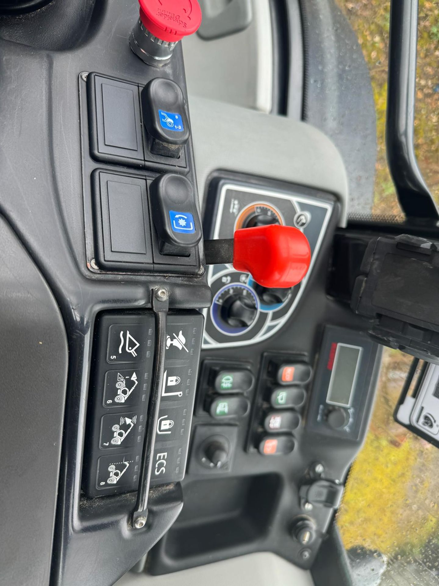 2018 MANITOU MLA533 145 TELEHANDLER - VERY CLEAN - Image 4 of 18