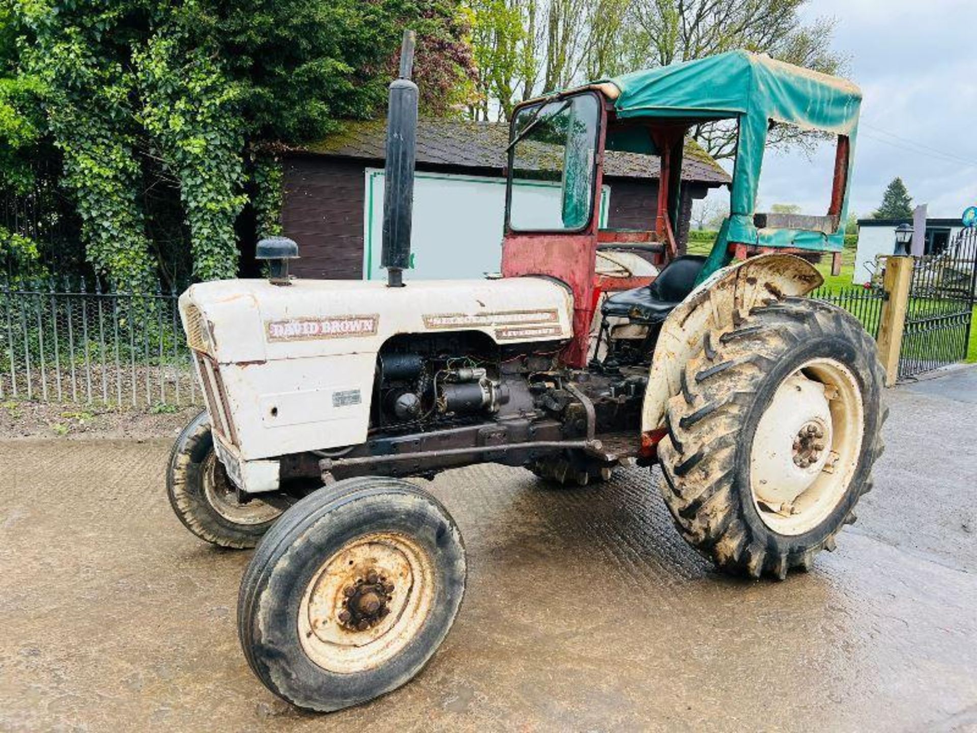 DAVID BROWN 780 TRACTOR *ONE OWNER FROM NEW* C/W ORIGINAL HANDBOOK FROM NEW - Image 10 of 13