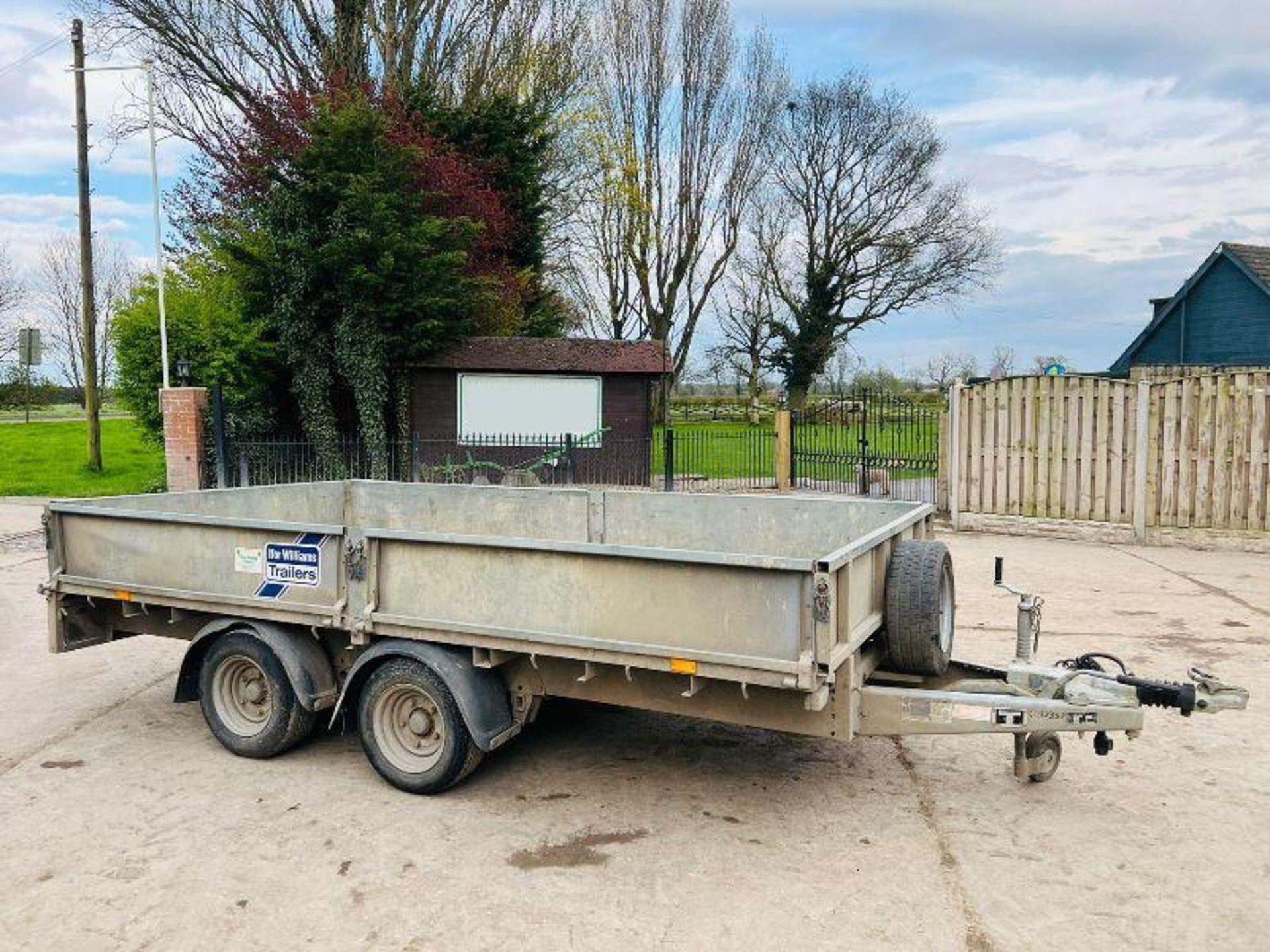 IFOR WILLIAMS TWIN AXLE DROP SIDE TRAILER *YEAR 2020* C/W LOADING RAMPS - Image 10 of 10