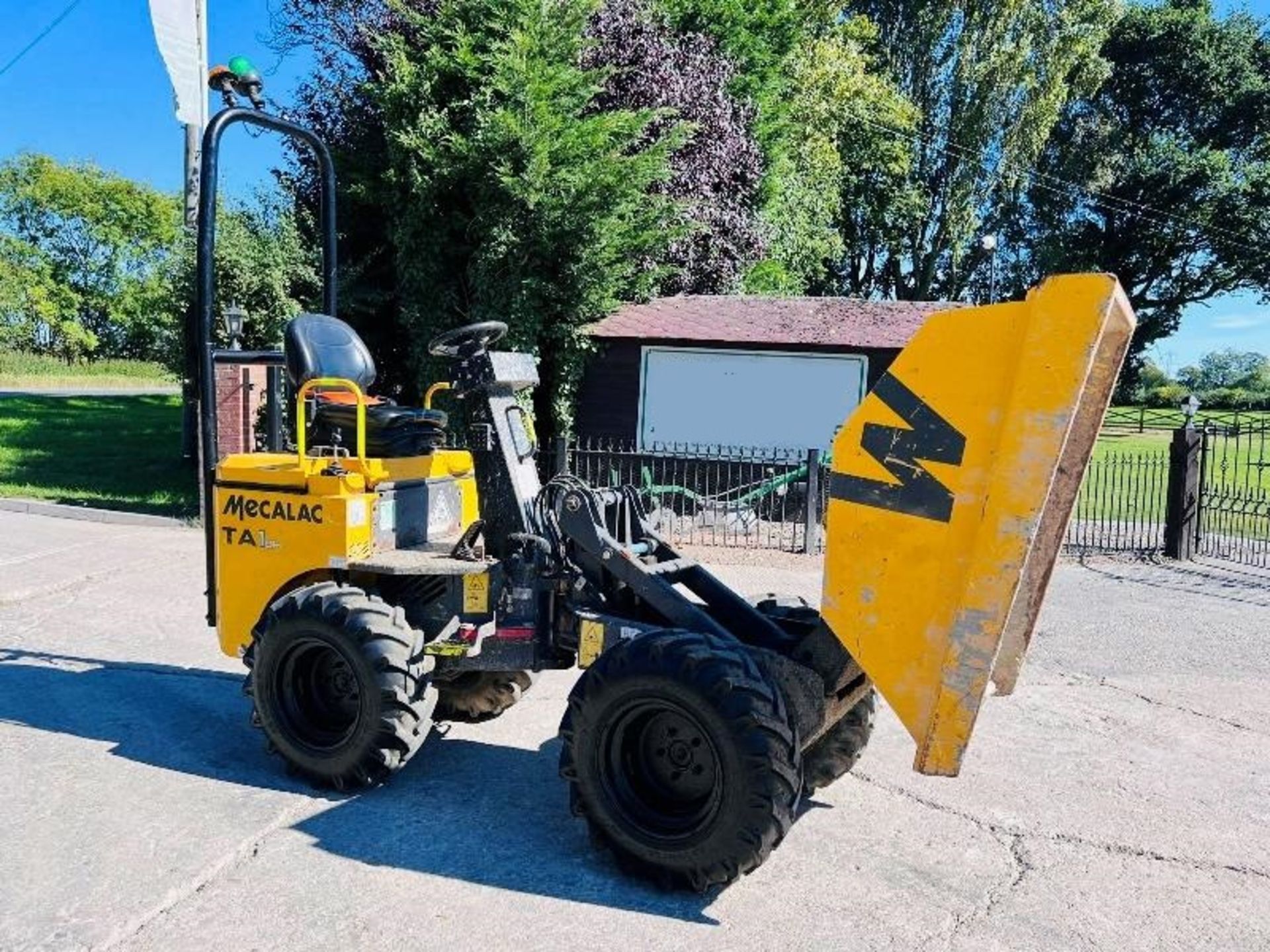 MECALAC TA1 1 TON HIGH TIP DUMPER *YEAR 2018* - Image 5 of 12