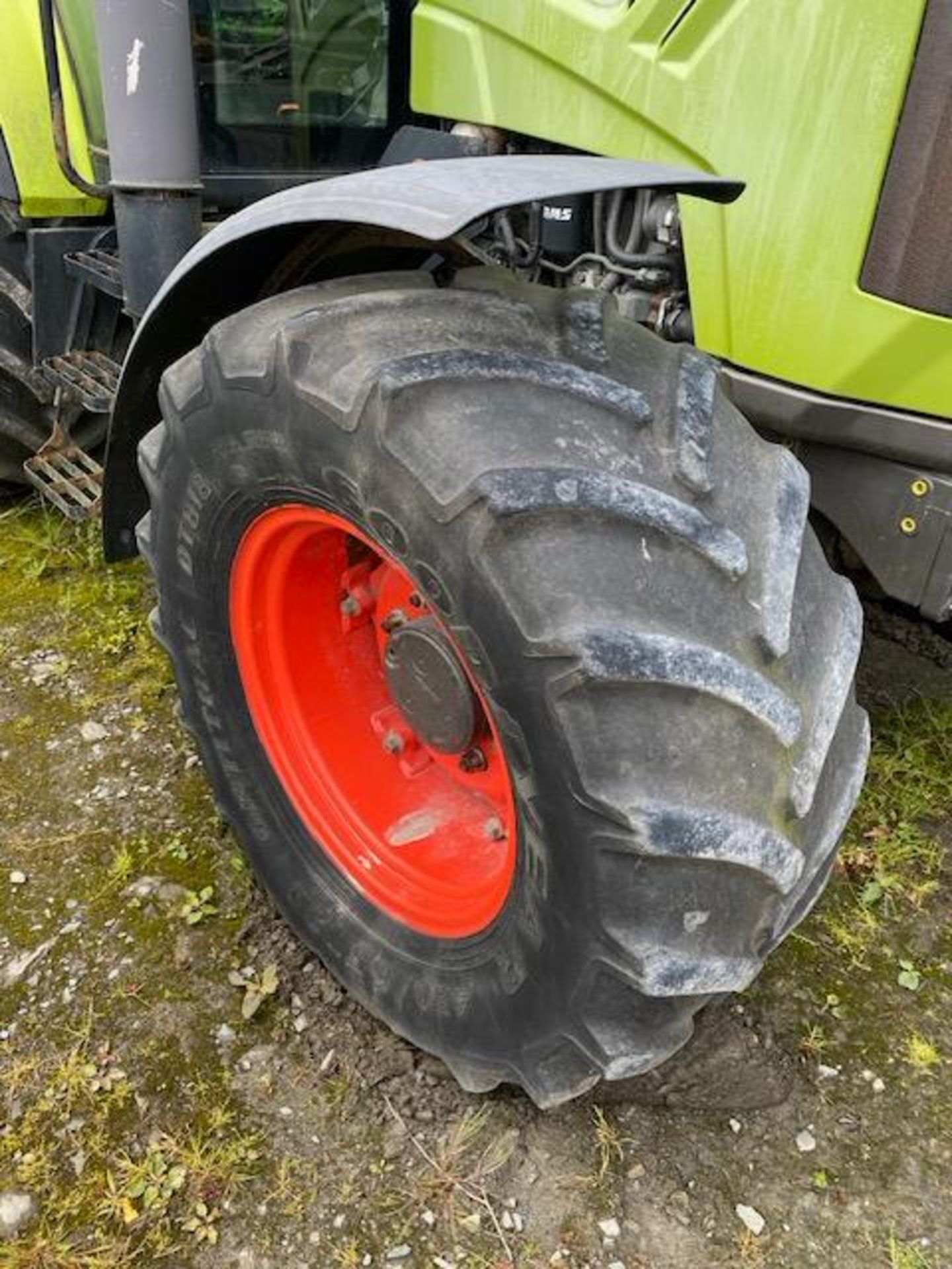 2010 CLAAS ARION 410 TRACTOR - LOW GENUINE HOURS - Image 9 of 16