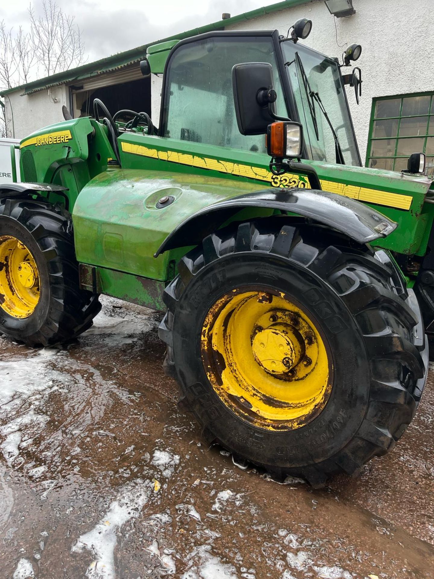 2004 JOHN DEERE 3220 TELEHANDLER - Image 6 of 19