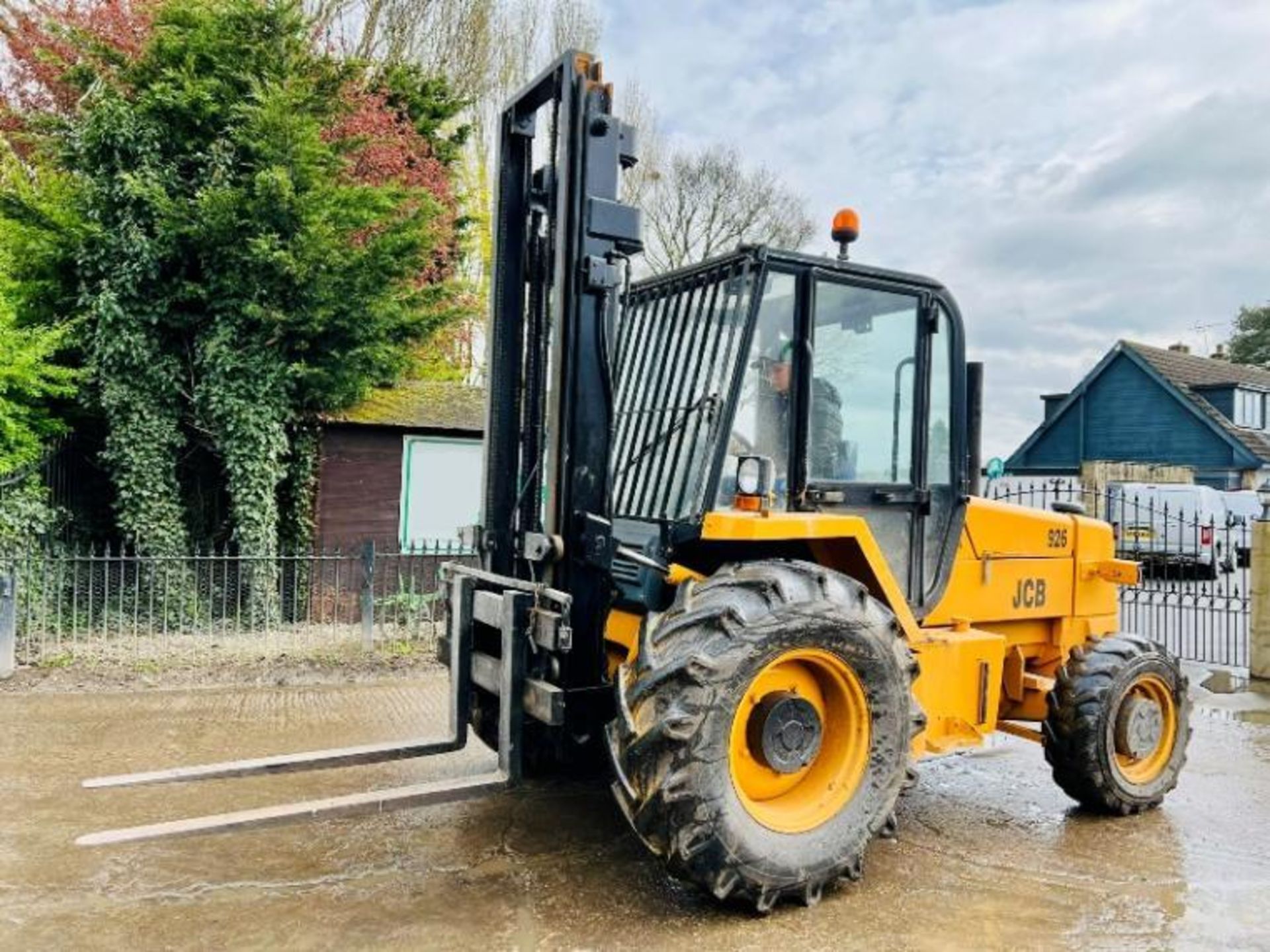 JCB 926 ROUGH TERRIAN 4WD FORKLIFT C/W PALLET TINES - Image 14 of 16