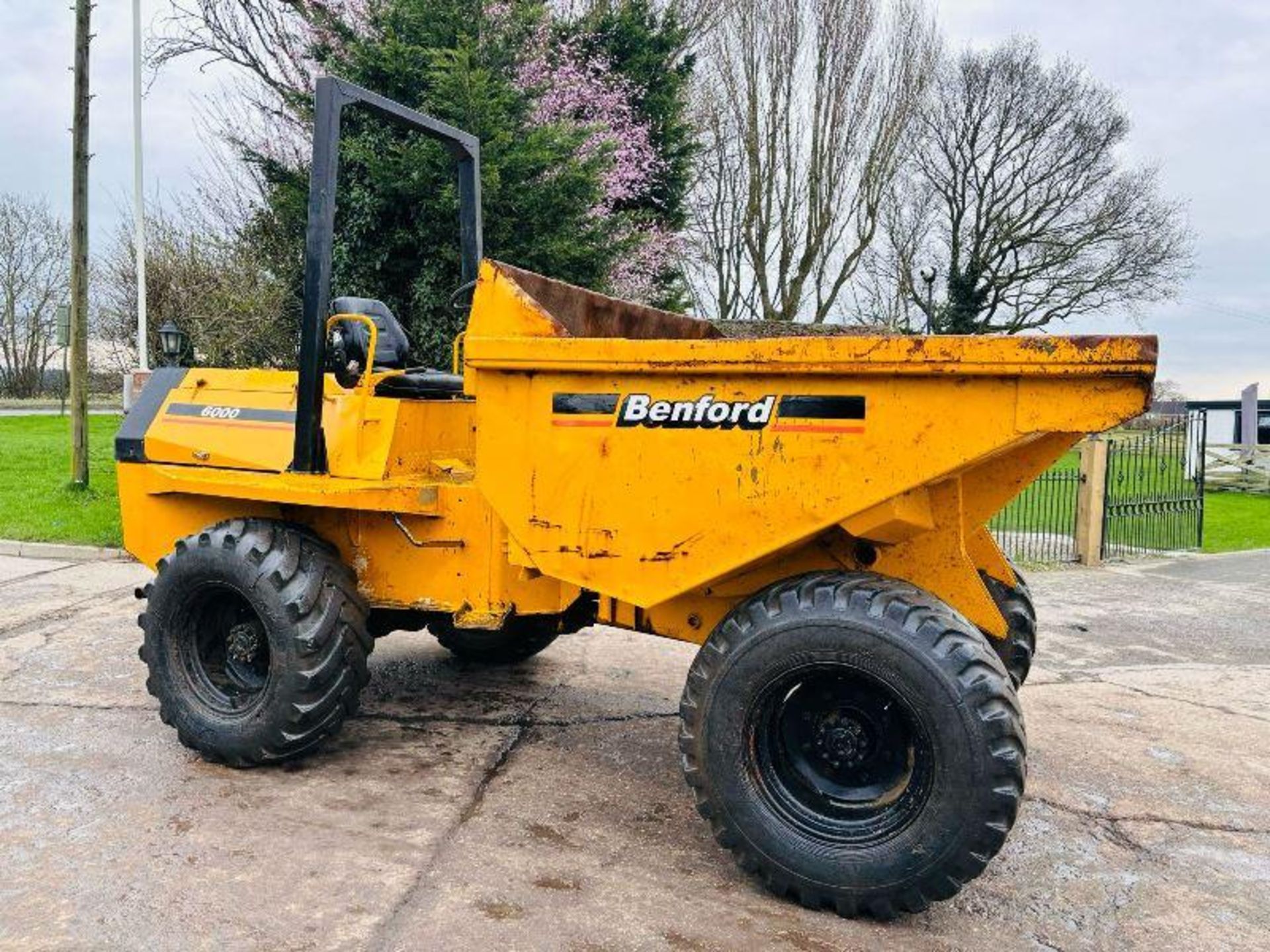 BENFORD 6000 4WD DUMPER C/W ROLE BAR, DEUTZ ENGINE