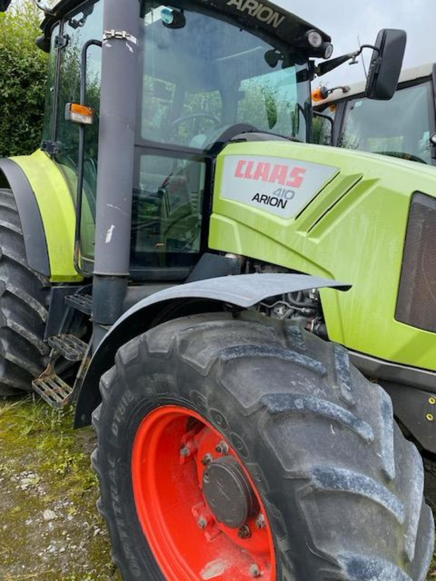2010 CLAAS ARION 410 TRACTOR - LOW GENUINE HOURS - Image 8 of 16