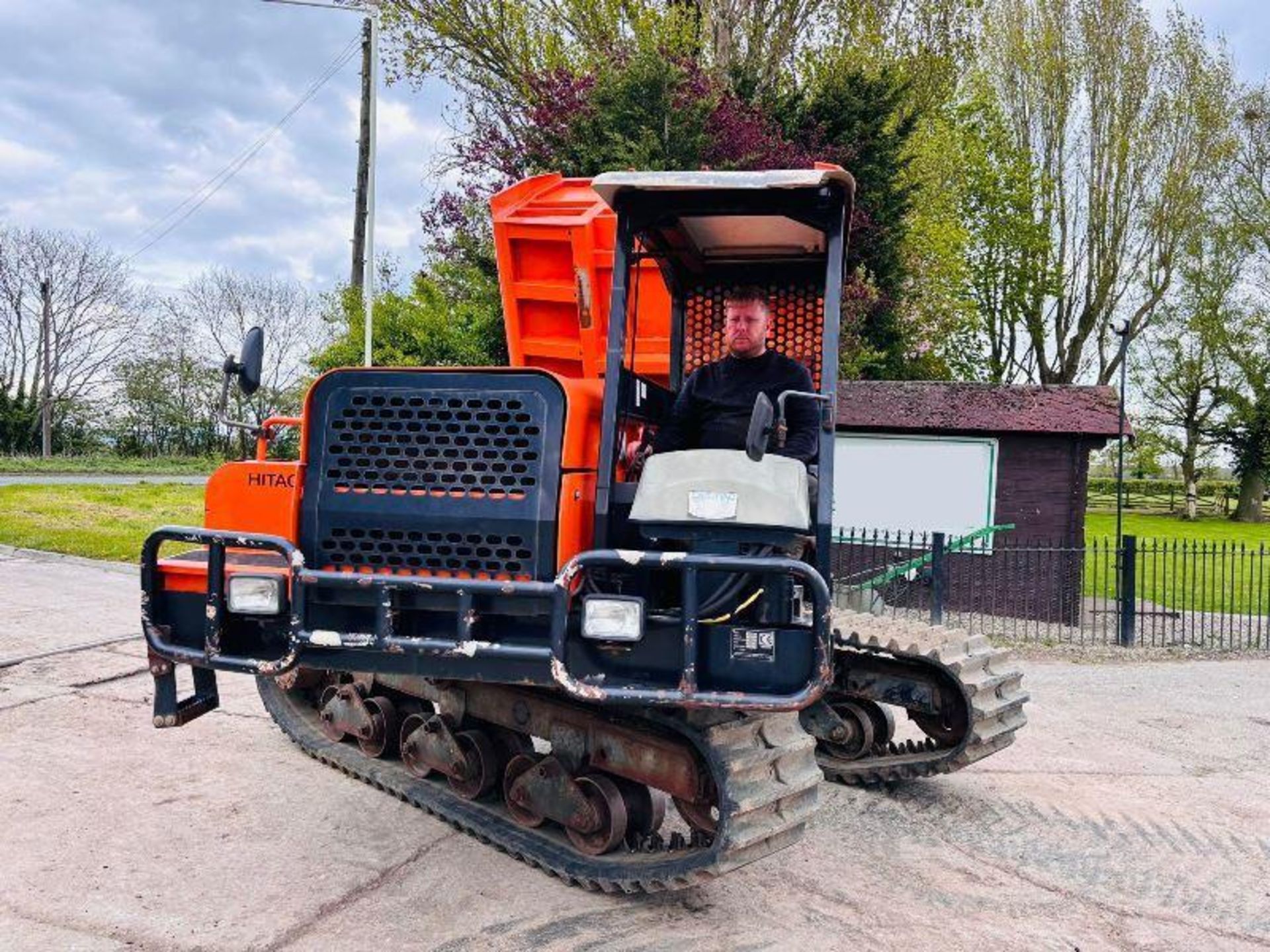 HITACHI EG40R TRACKED DUMPER *360 DEGREE SLEW* C/W RUBBER TRACKS  - Bild 15 aus 18