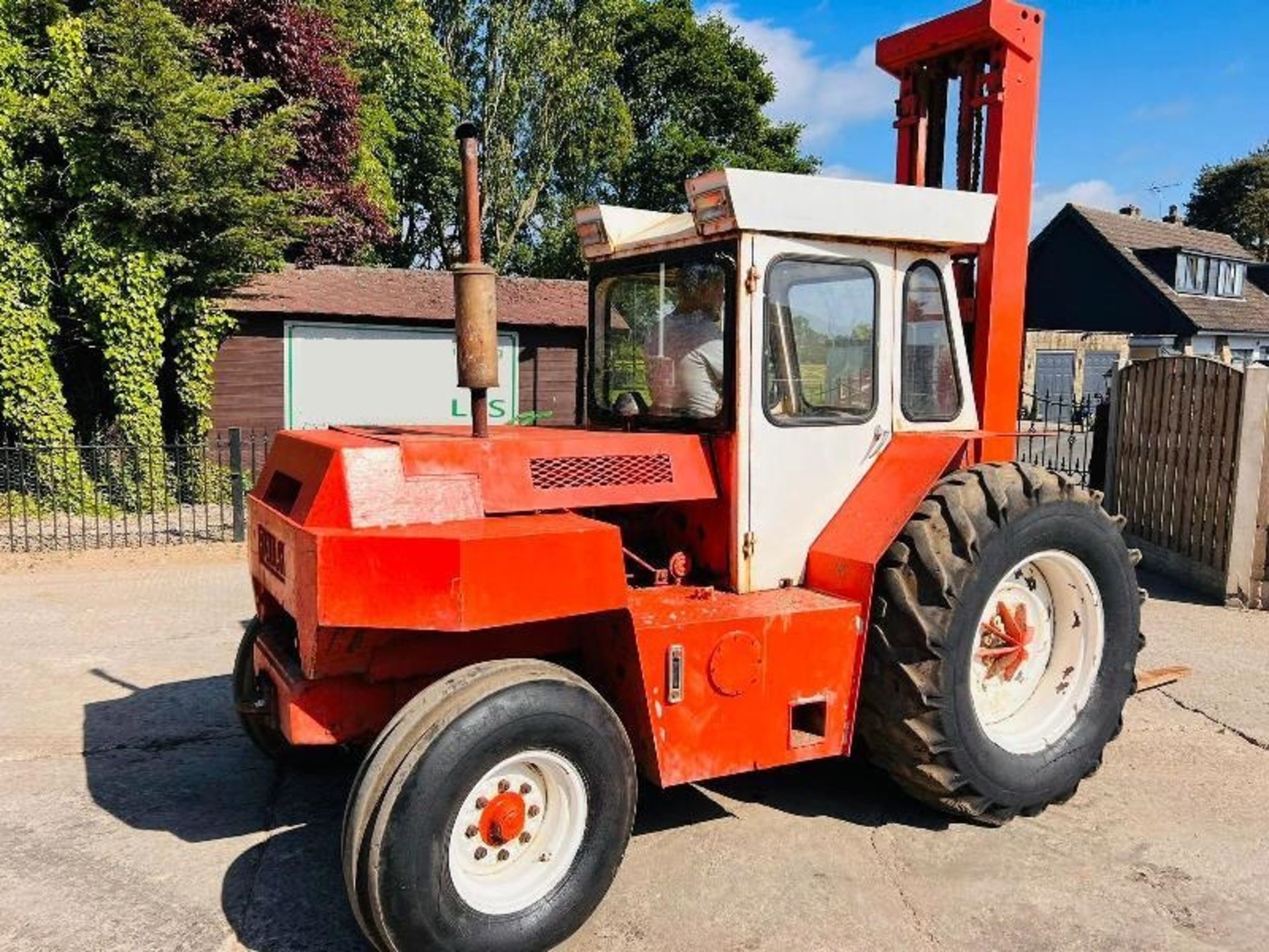FINLAY F60 ROUGH TERRIAN FORKLIFT C/W TWO STAGE MAST - Image 10 of 12