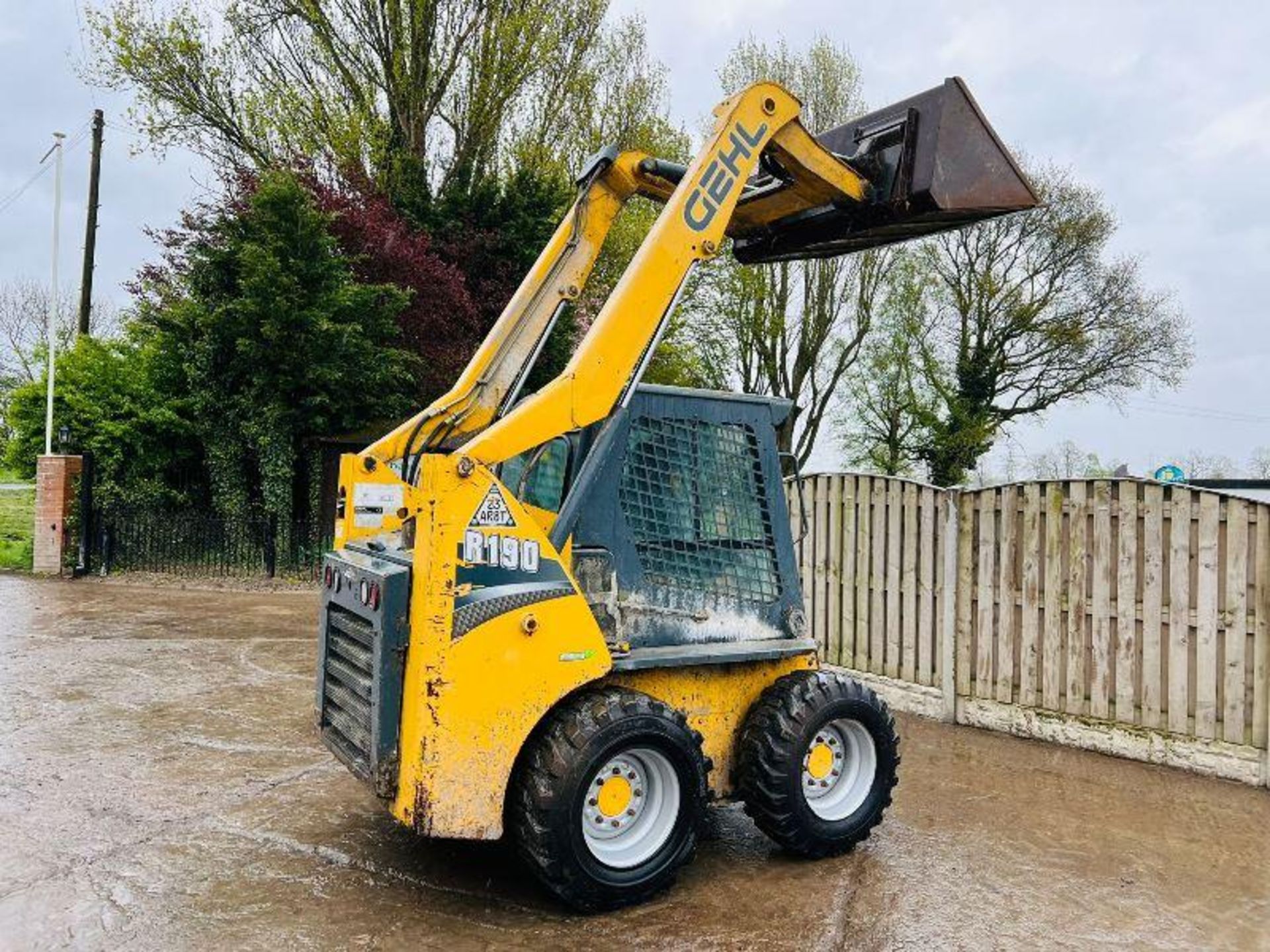 GEHL R190 4WD SKIDSTEER *YEAR 2017, 2875HOURS * C/W BUCKET - Image 14 of 19