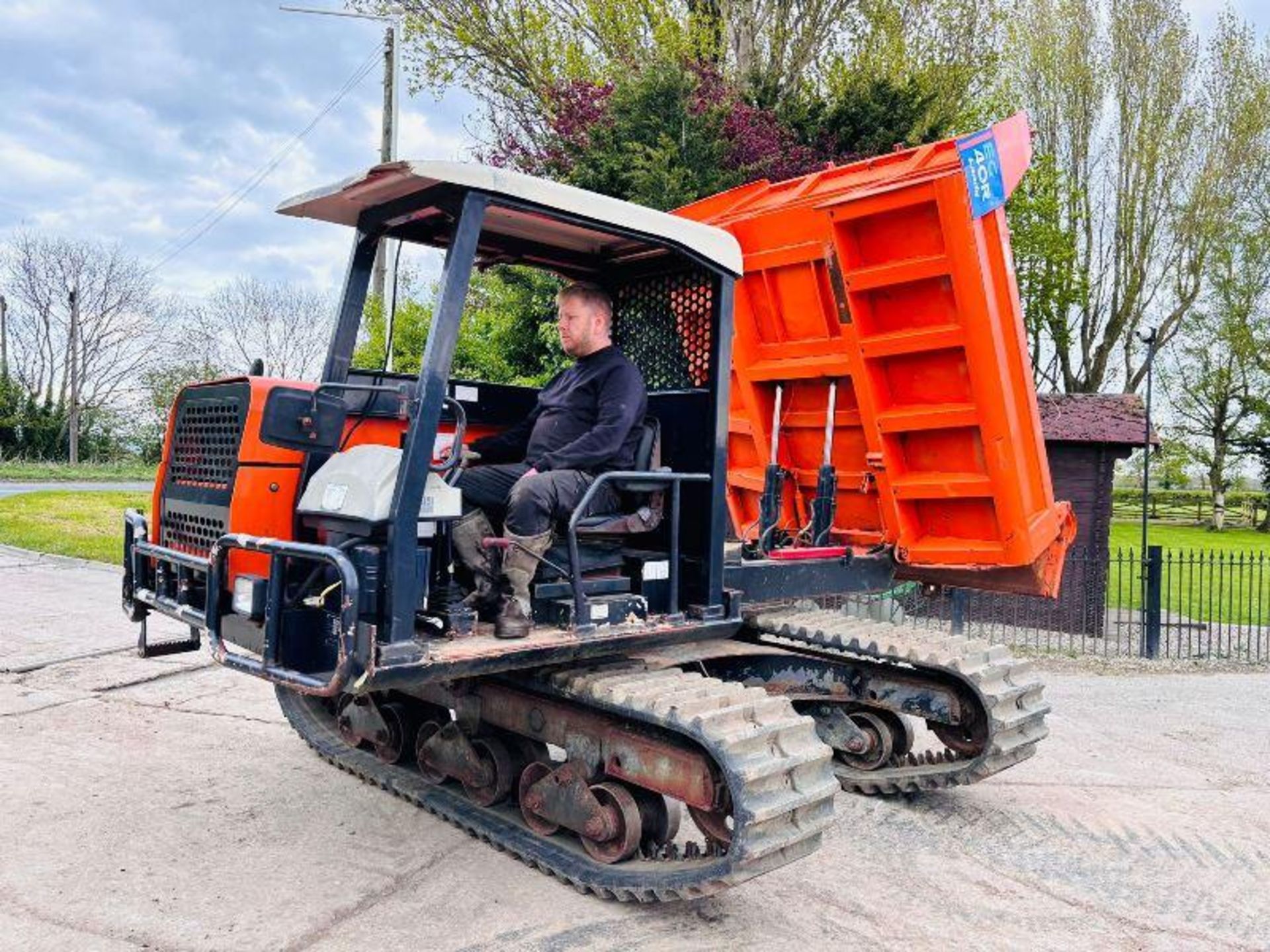 HITACHI EG40R TRACKED DUMPER *360 DEGREE SLEW* C/W RUBBER TRACKS  - Image 9 of 18