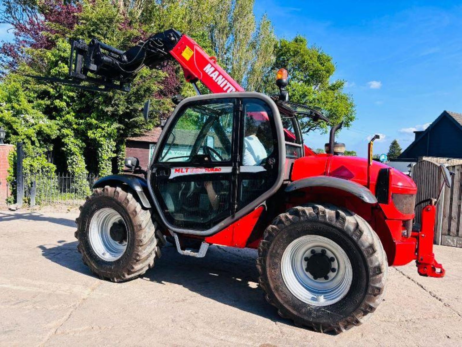 MANITOU MLT627 TELEHANDLER *AG-SPEC, YEAR 2009* C/W PICK UP HITCH  - Image 14 of 16