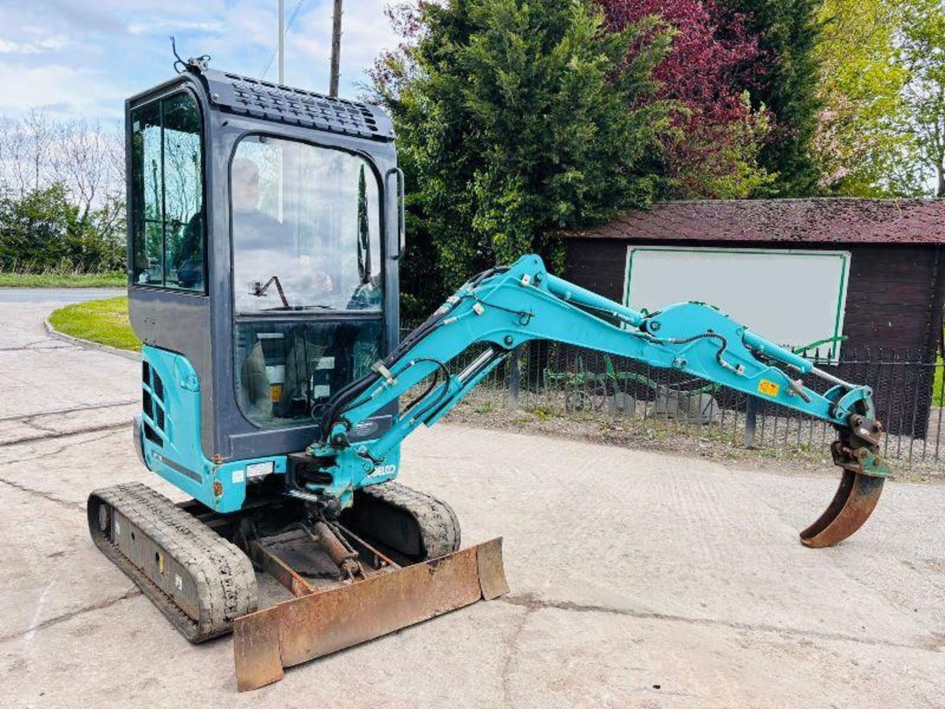 KOBELCO TRACKED EXCAVATOR *2021, 1694 HOURS* C/W QUICK HITCH - Image 17 of 18