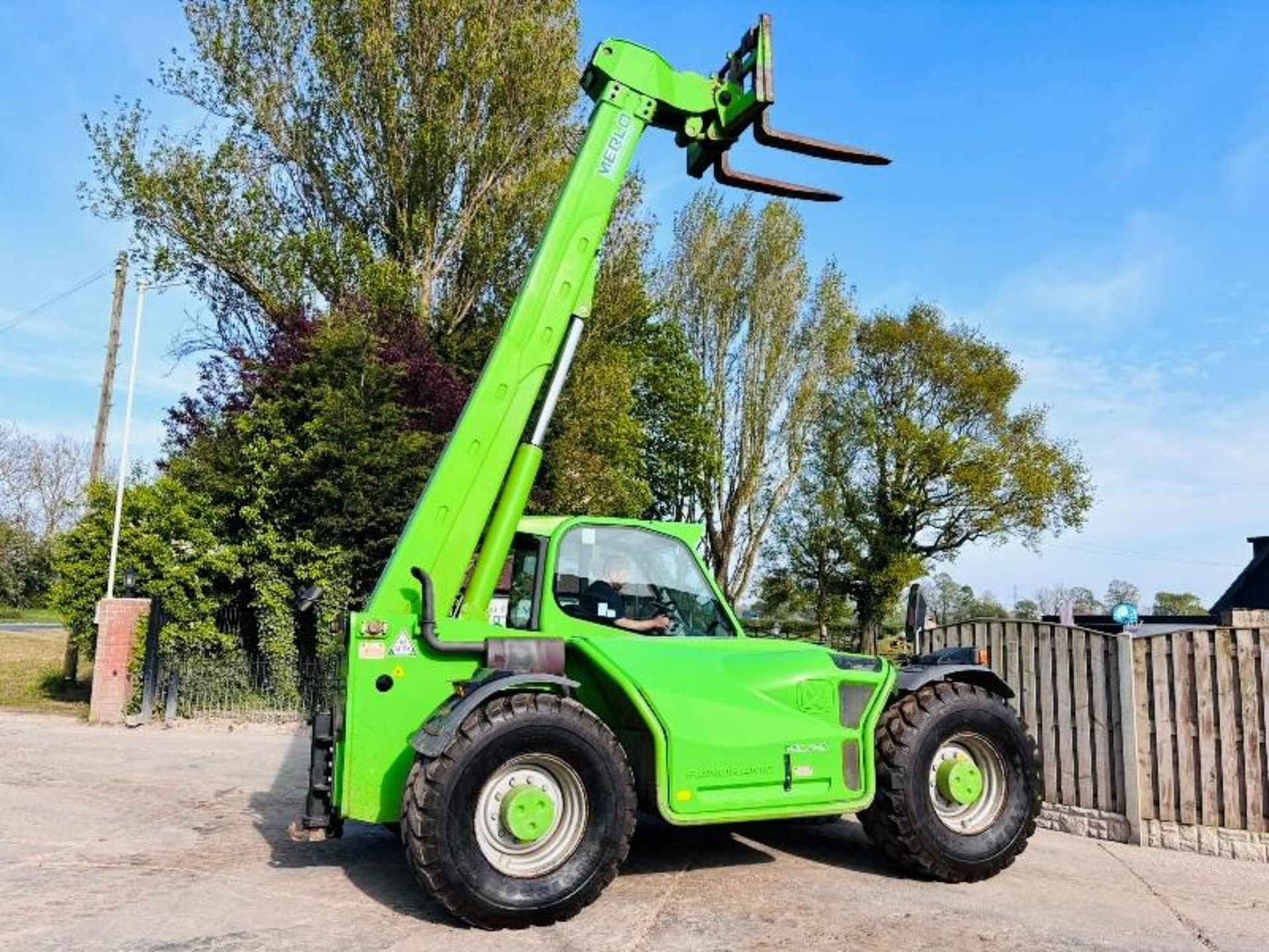 MERLO P55.9 4WD TELEHANDLER *YEAR 2013, 9 METER, 5.5 TON LIFT* C/W PALLET TINES - Bild 9 aus 16