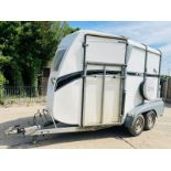 BATESON TWIN AXLE 2 STALL HORSE BOX C/W SADDLE STORAGE 