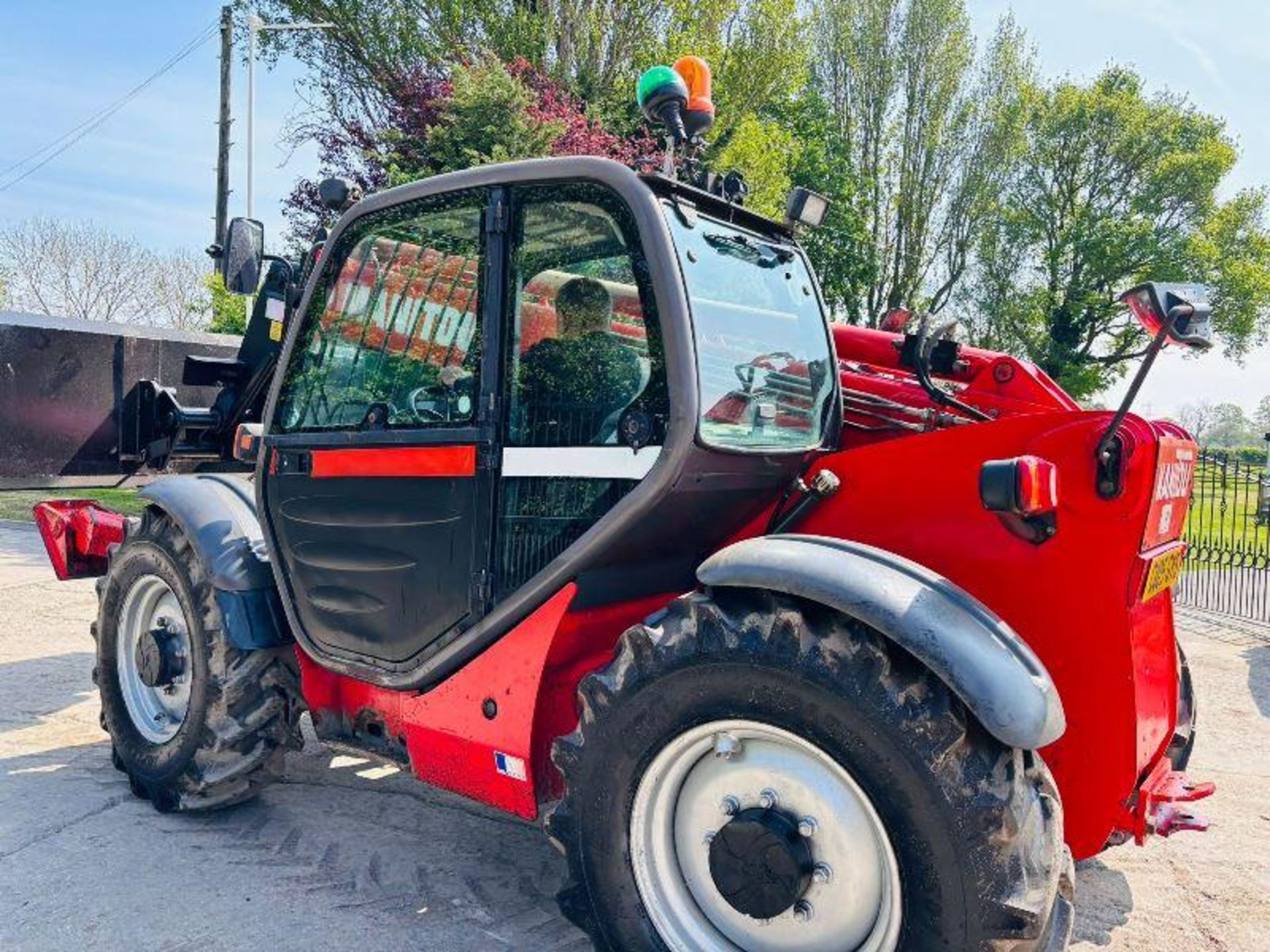 MANITOU MT1030 4WD TELEHANDLER *10.5 METER REACH, 8384 HOURS* C/W PALLET TINES - Bild 4 aus 18