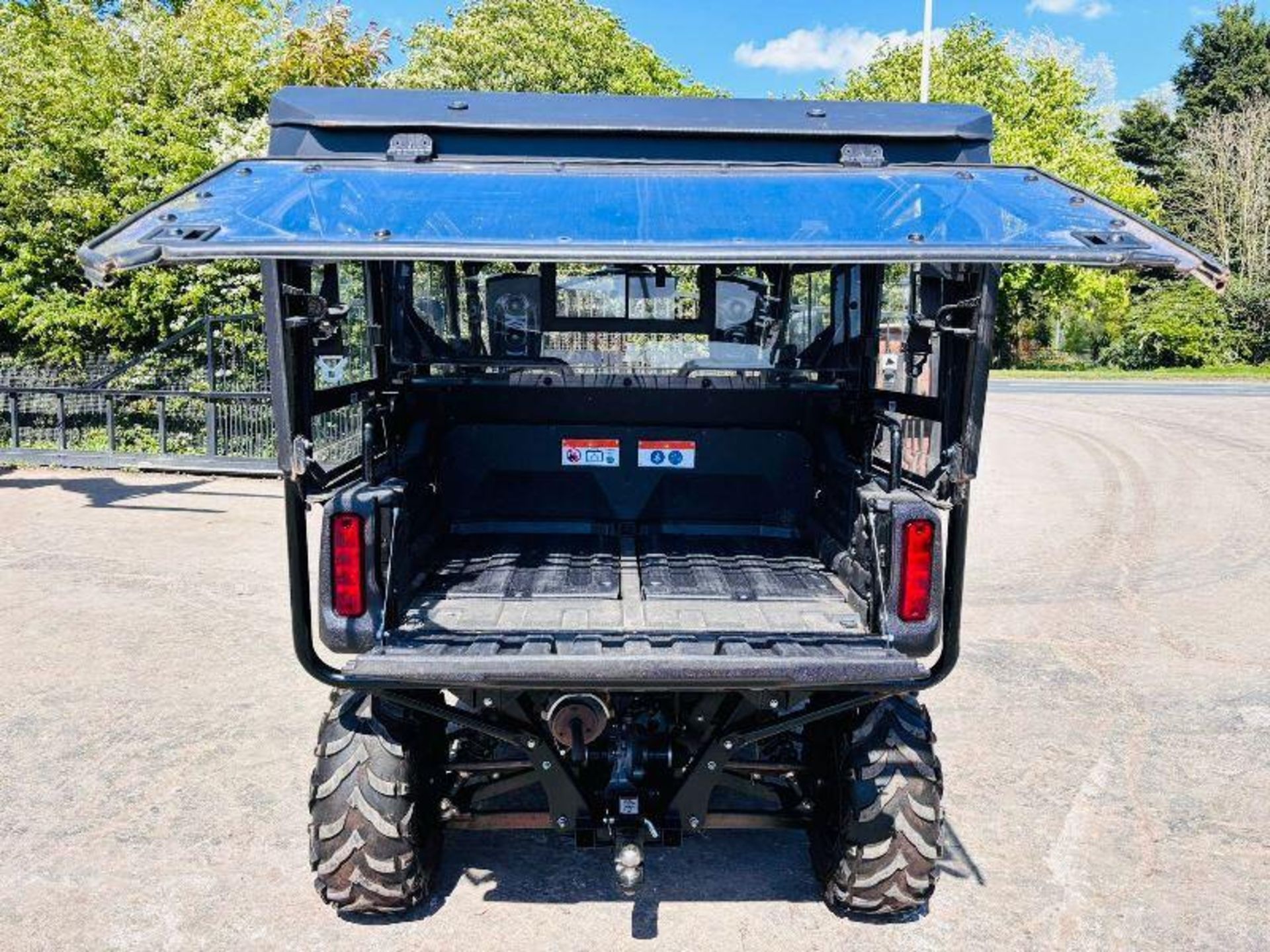 HONDA PIONEER 4 700 PETROL UTV *YEAR 2018, ONLY 175 HOURS* C/W FULL CAB - Image 12 of 20