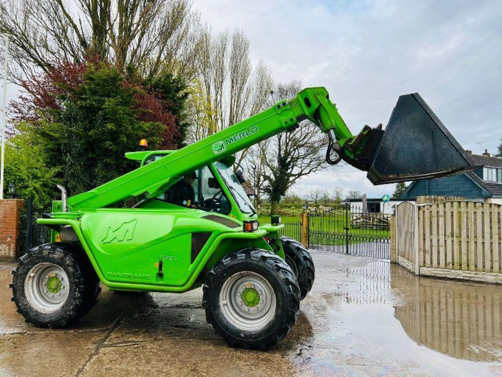 MERLO P34.7 4WD TELEHANDLER*YEAR 2013, AG SPEC* C/W PICK UP HITCH - Image 15 of 20