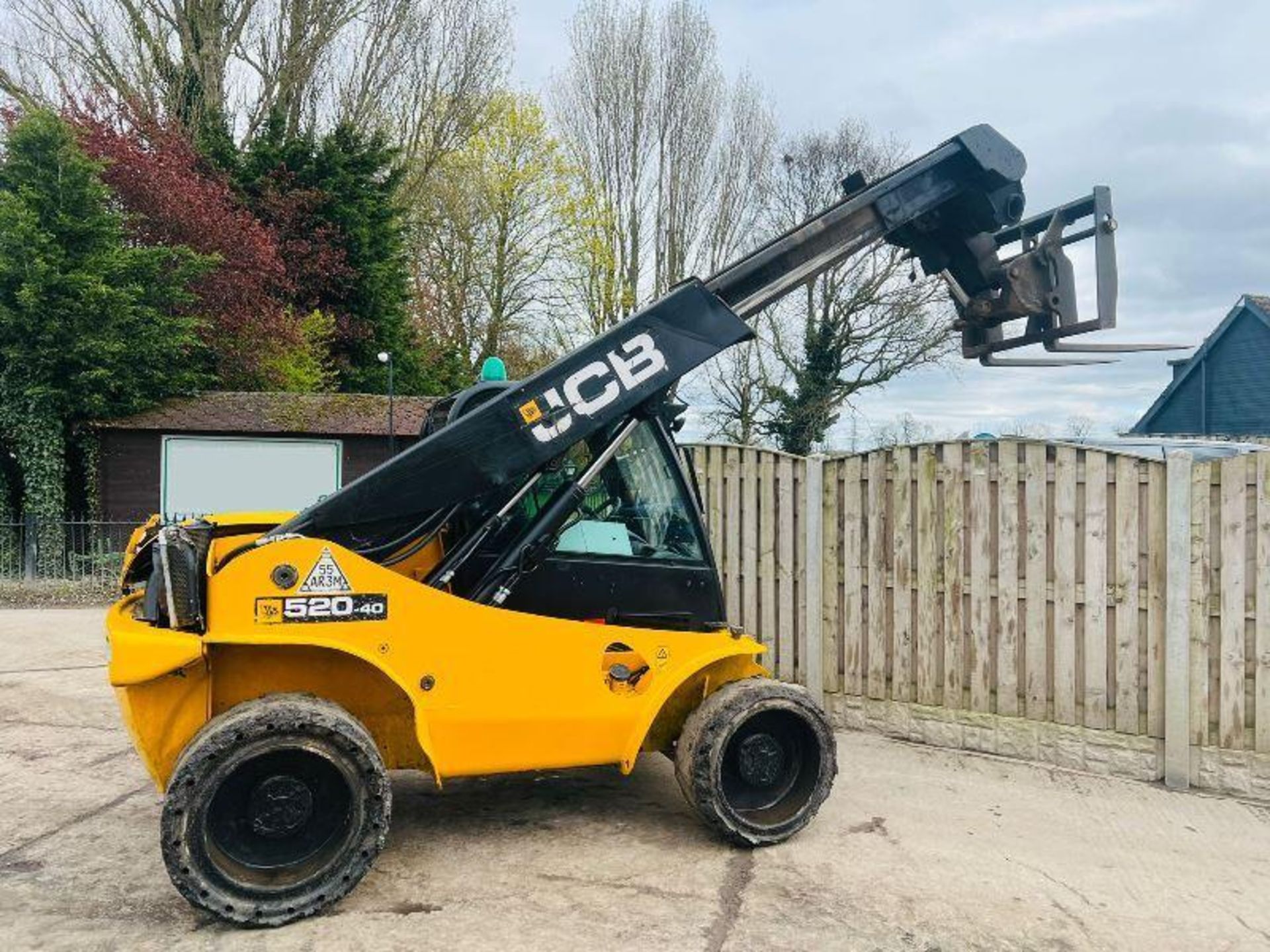 JCB 520-40 4WD TELEHANDLER *YEAR 2017* C/W PALLET TINES - Bild 3 aus 18