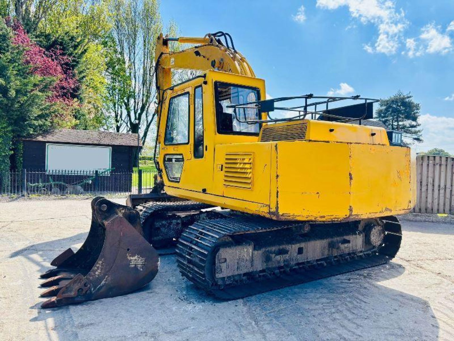 JCB JS130 TRACKED EXCAVATOR C/W QUICK HITCH & 2 X BUCKETS - Image 5 of 15