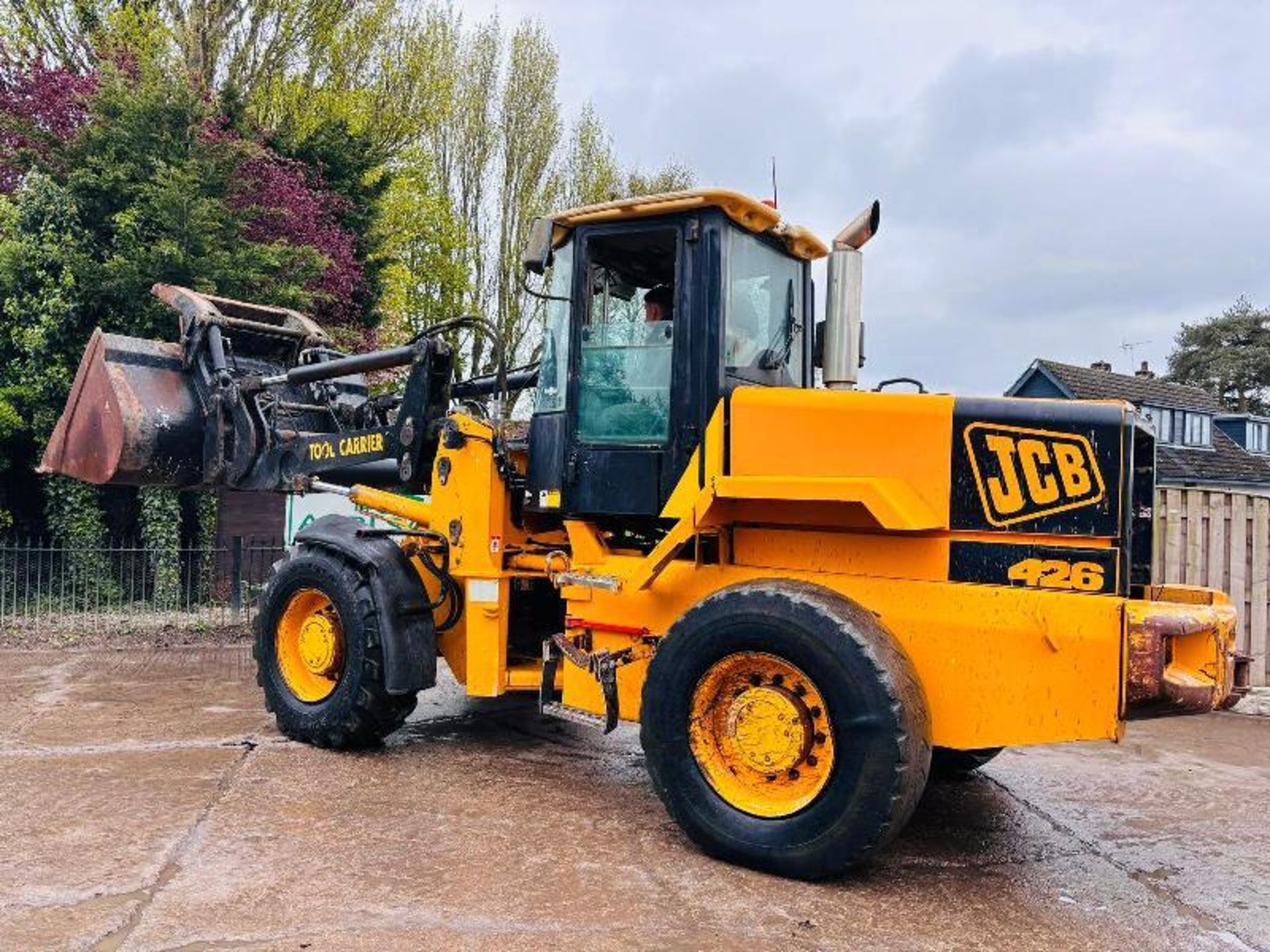 JCB 426 4WD LOADING SHOVEL C/W GRAB BUCKET - Image 8 of 19