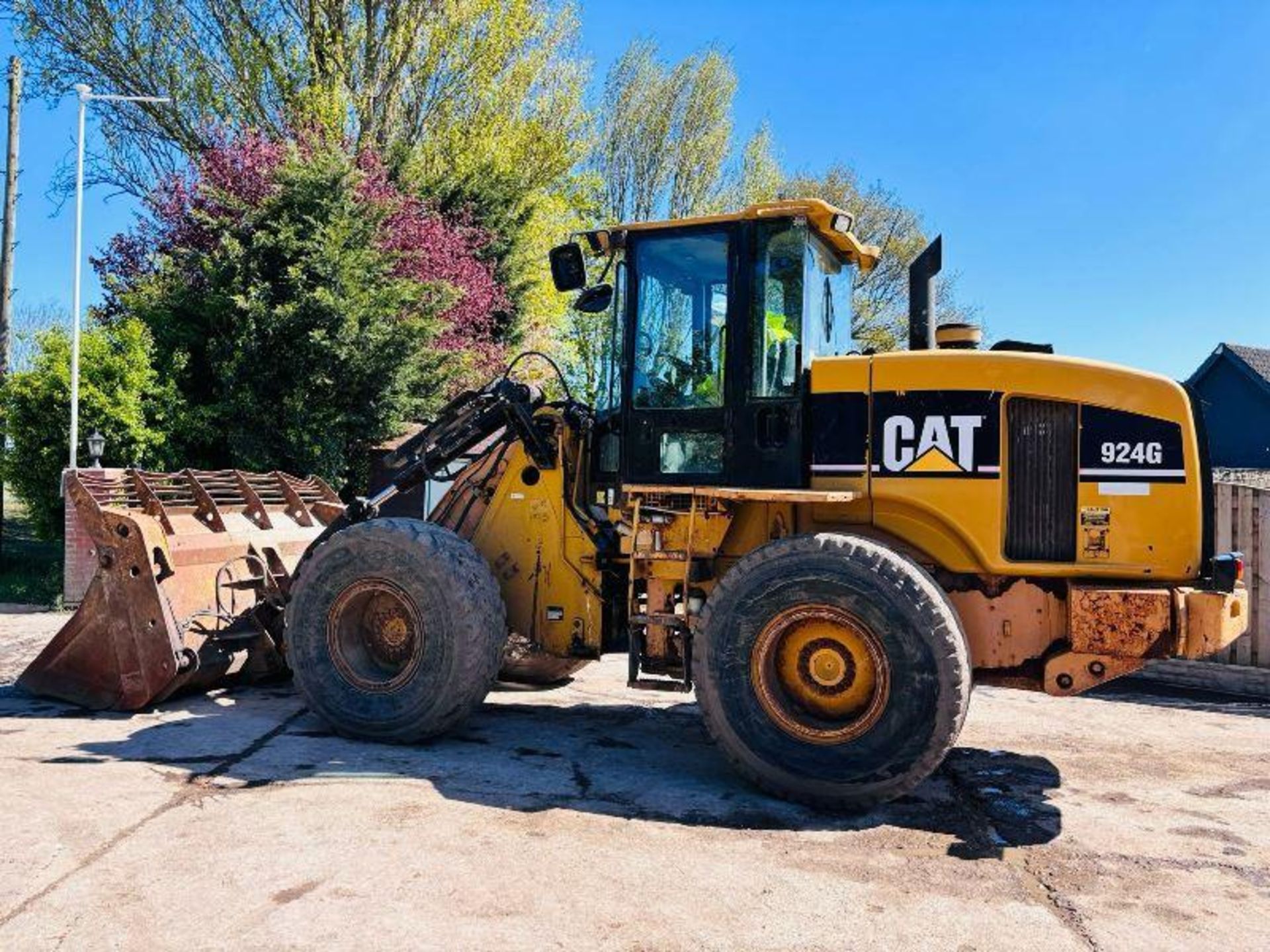 CATERPILLAR 924G 4WD LOADING SHOVEL C/W FOUR IN ONE BUCKET - Image 14 of 18