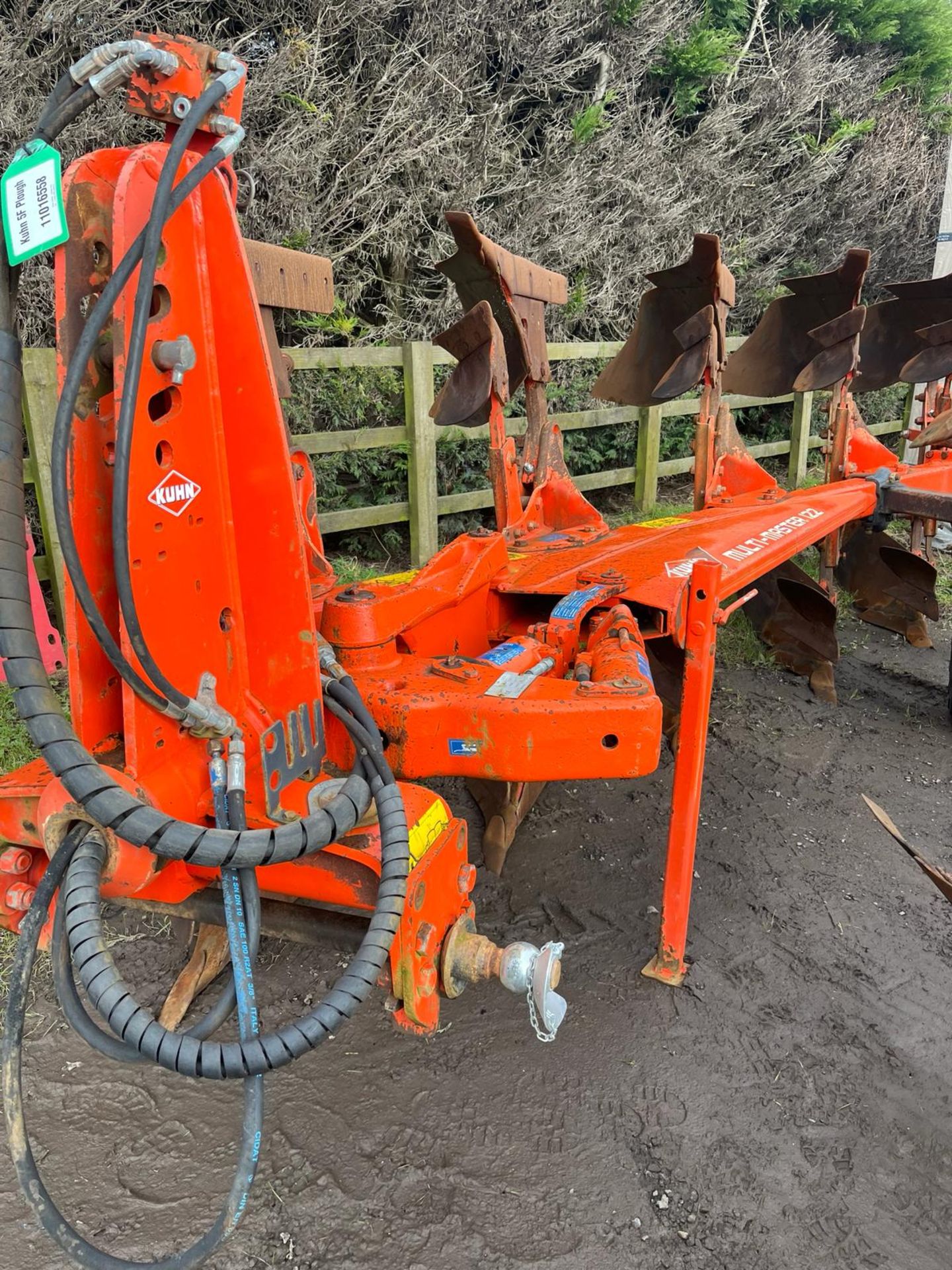 KUHN MULTIMASTER 122 5 FARROW PLOUGH